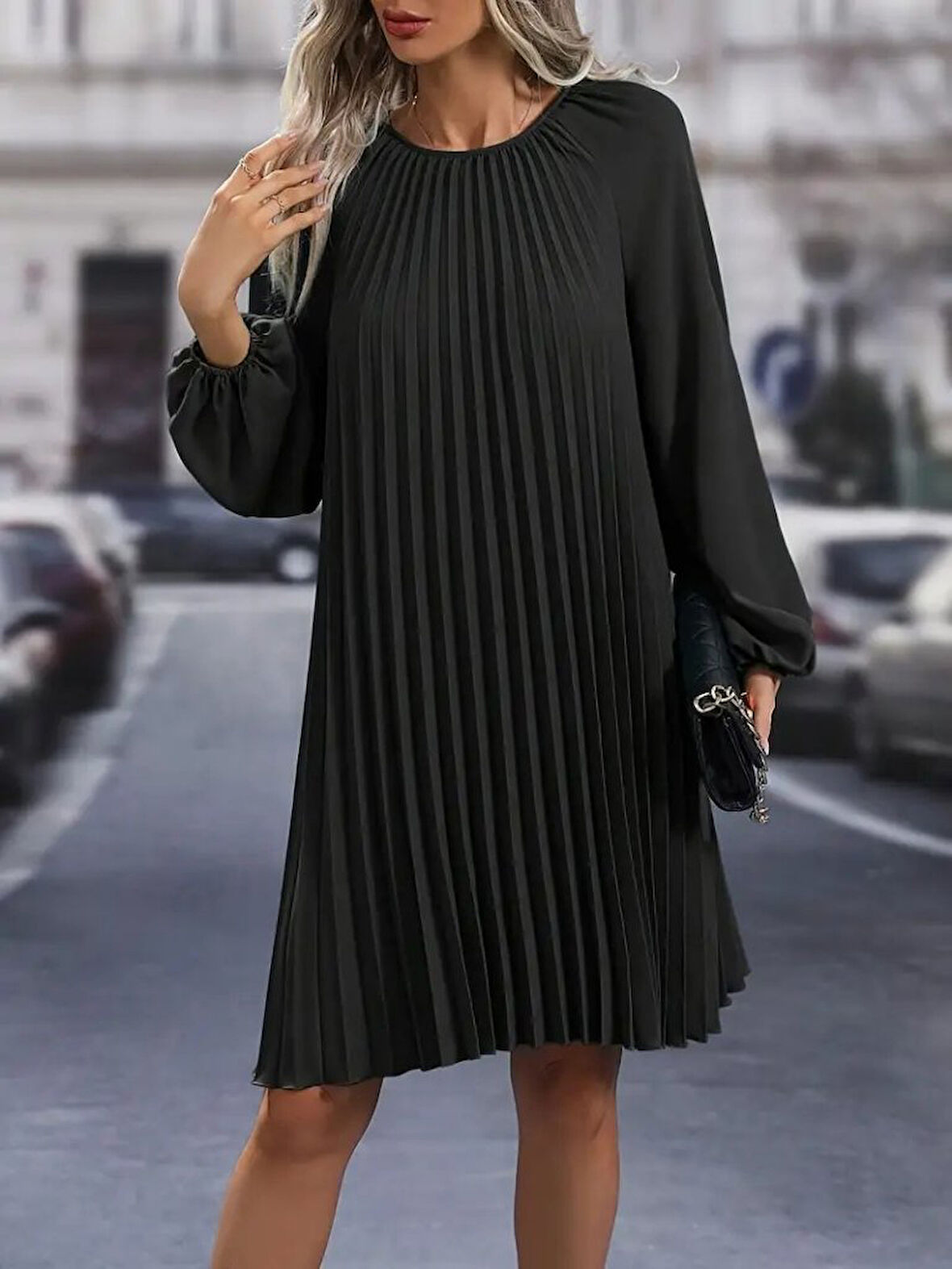 buğrahayalin Kadın Uzun Kollu Yuvarlak Yaka Pileli Salaş Mini Ithal Krep Elbise