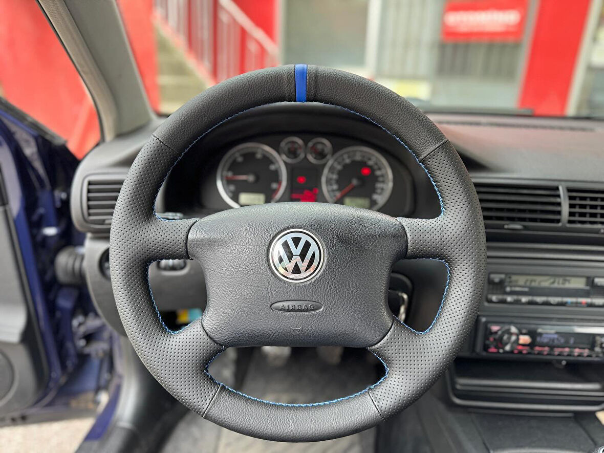 Volkswagen Golf 4 Araca Uyumlu Direksiyon Kılıfı (Noktalı Düz Yüzüklü)