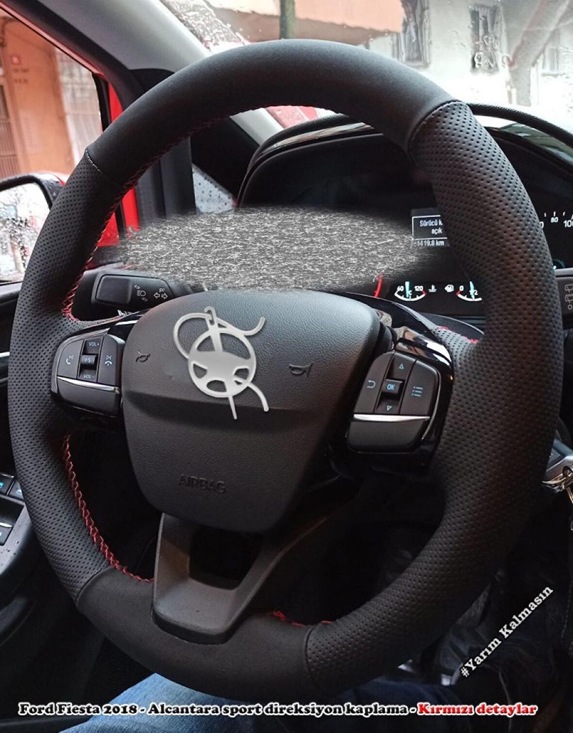 Ford Fiesta 2018 Araca Özel Deri Direksiyon Kılıfı ( Noktalı Nubuk )