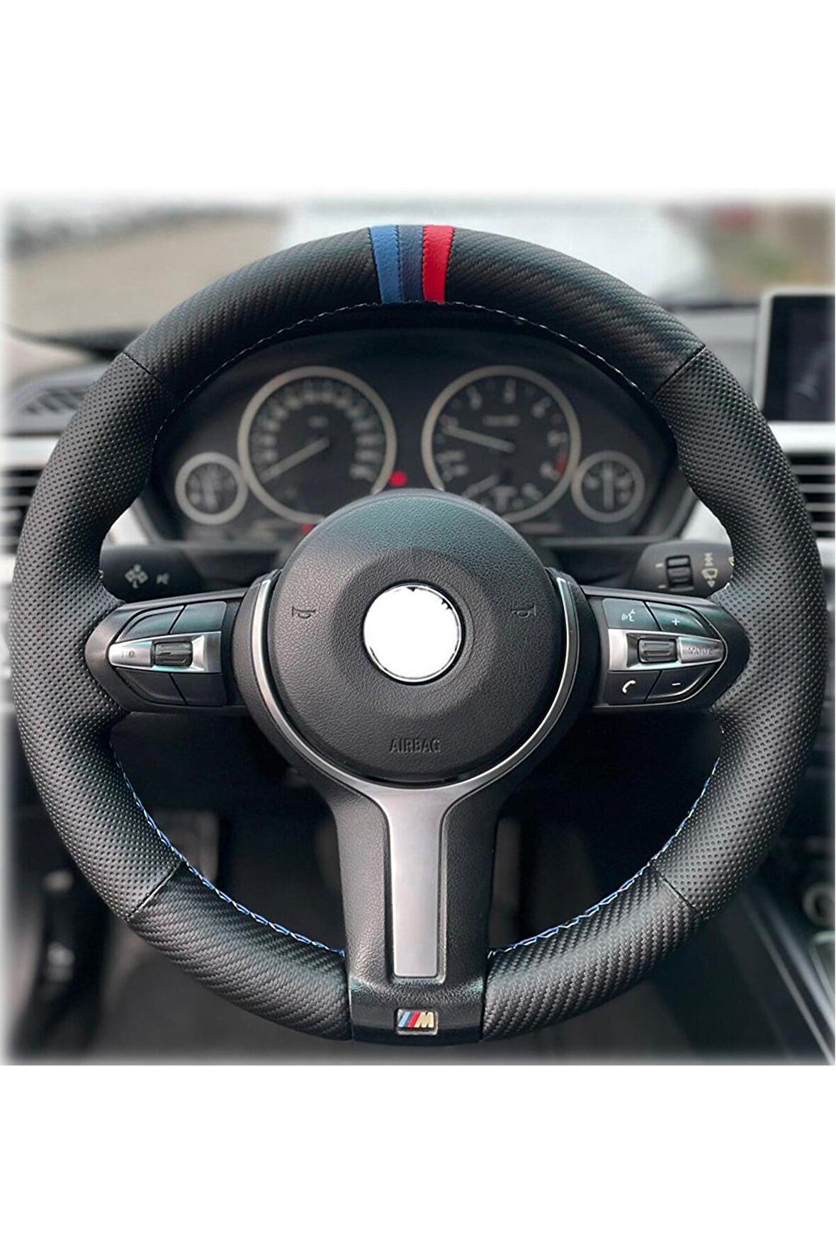 Bmw 1 Serisi Noktalı Karbon 3MYüzüklü Mavi Kırmızı Dikişli (Simit Kısmına Dikilen Kılıf)