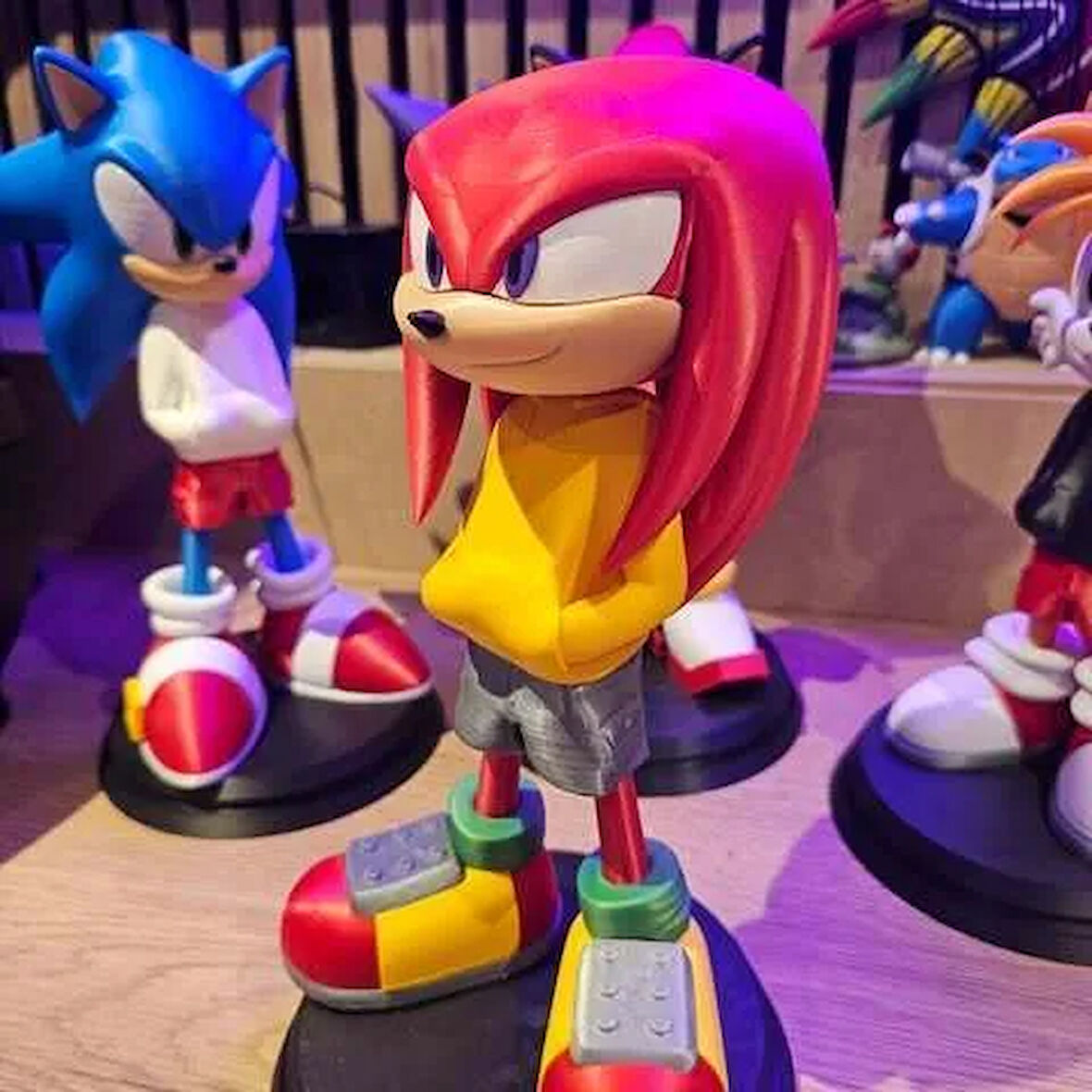 Knuckles Figürü