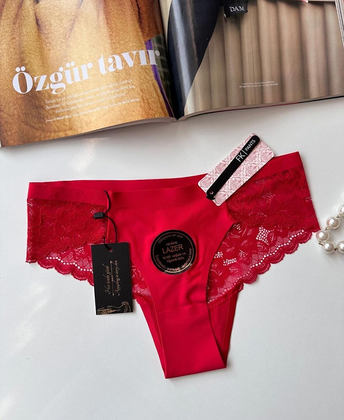 Orijinal Lazer Kesim Üstün Kalite Spandex Invisible Dikişsiz Dantelli Slip/Tanga - 2800