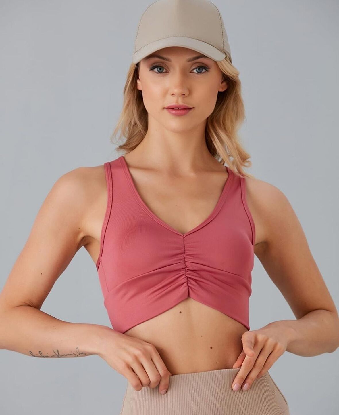 Aurafit Kadın Önü Büzgülü Arkası Çapraz Kaplı Croptop/Büstiyer