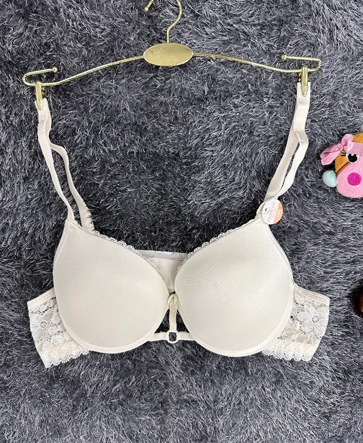Günlük Kullanım Full Push-up Yanları Dantelli Önü Halka Detaylı Sütyen