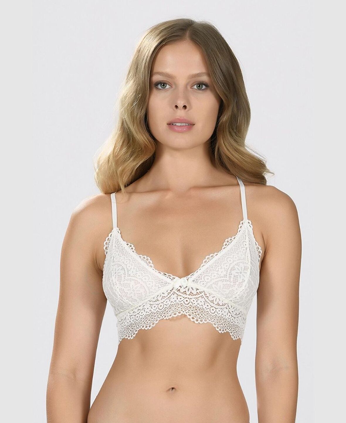 Dantelli Kaplı Balensiz Ayarlanabilir Askılı Üçgen Kesim Transparan Bralet (Lacivert, Ekru, Bordo)