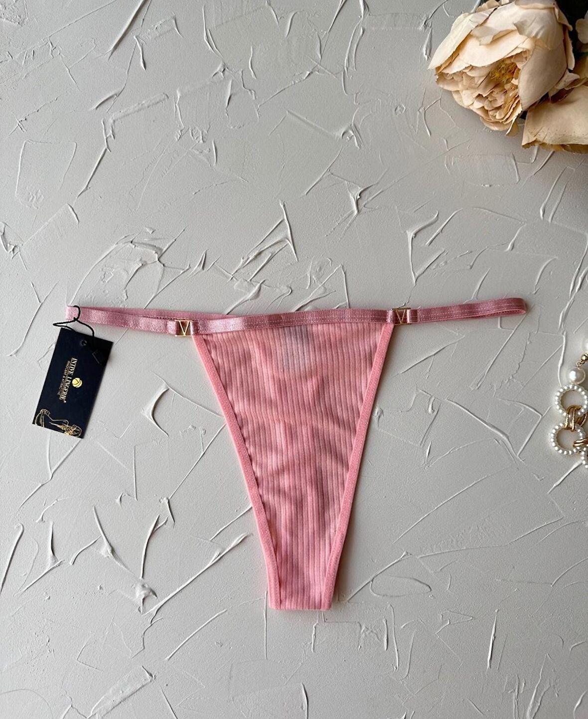 Victoria Yanları V Aksesuarlı %95 Pamuklu Fitilli Tanga