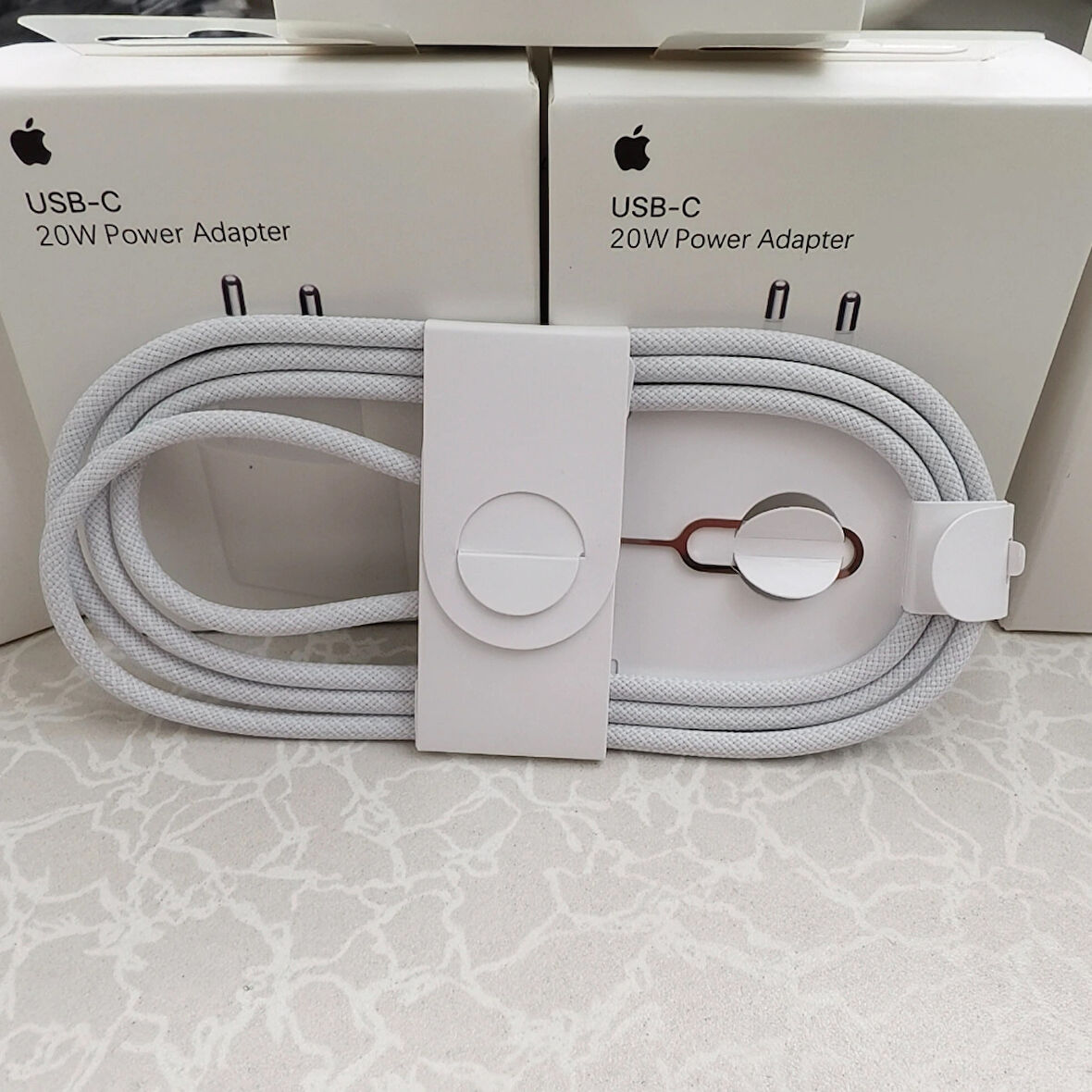 Iphone 16 E Orijinal Hasır Şarj Kablosu