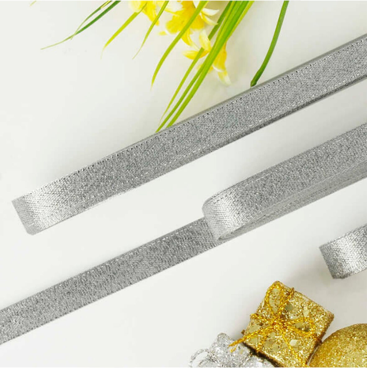 1 CM GÜMÜŞ SATEN KURDELA 30 METRE UZUNLUĞUNDA