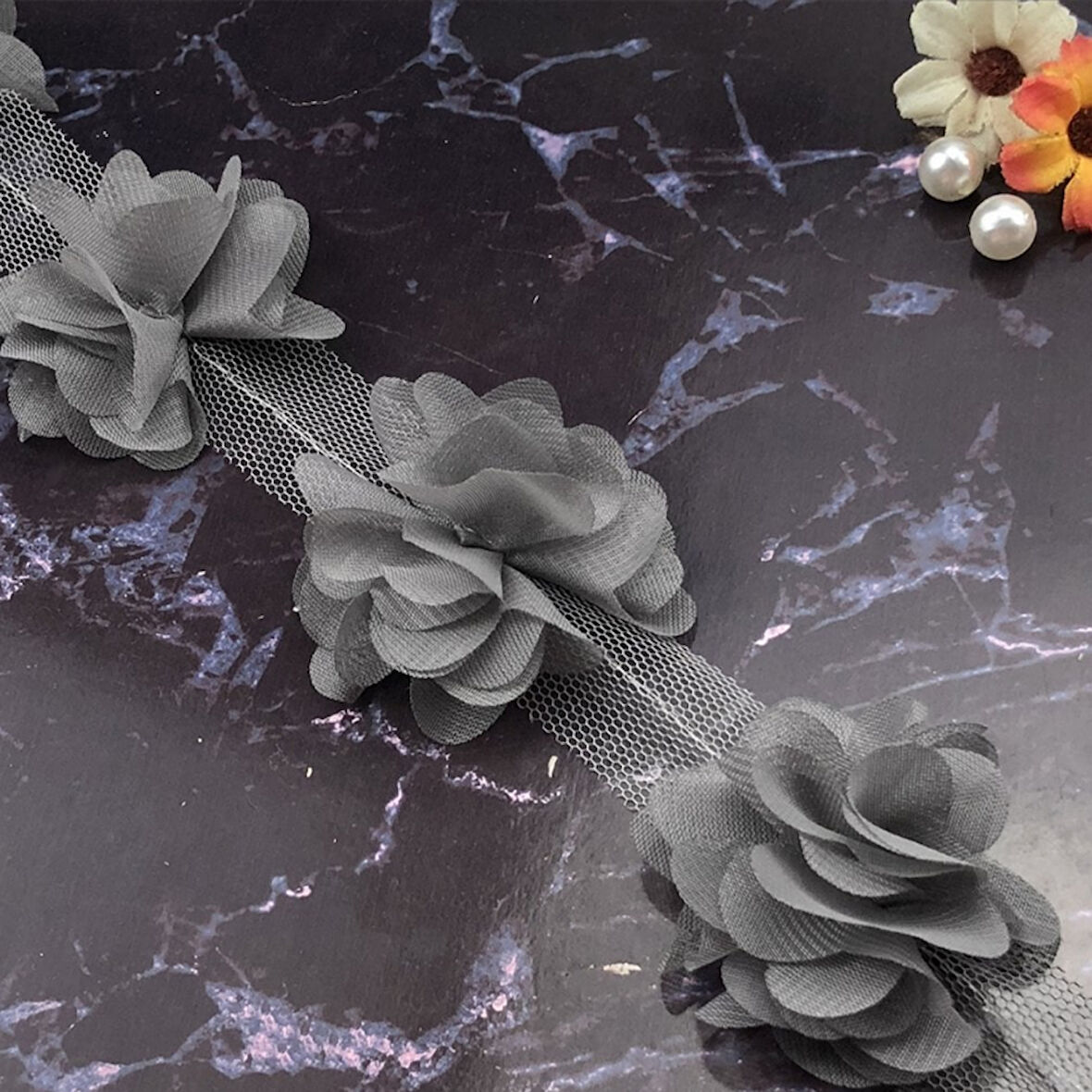 gri lazer kesim çiçek (13 adet)