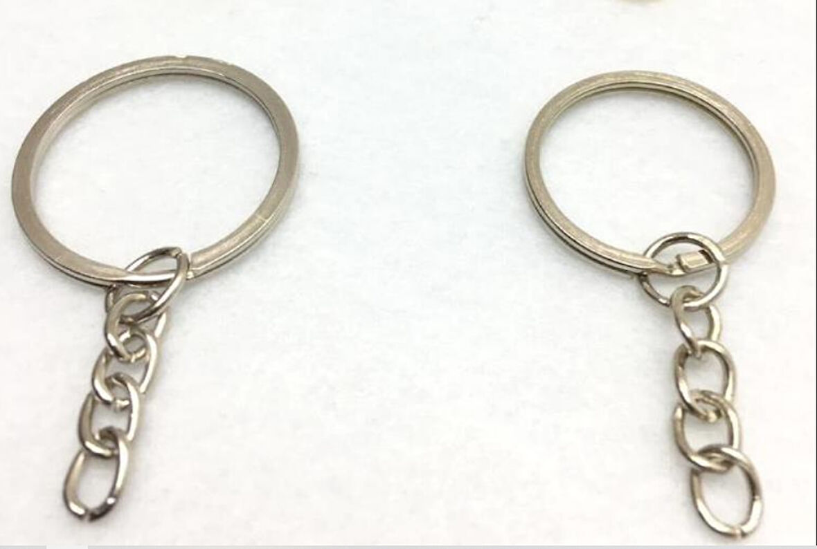 25 adet gümüş sert metal zincirli anahtarlık halkası 3 cm