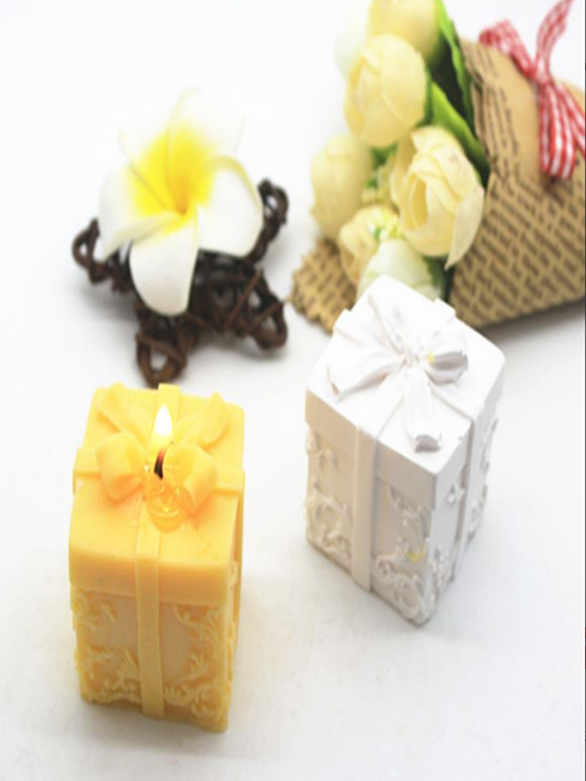 KÜÇÜK HEDİYE PAKETİ SİLİKON MUM KALIBI