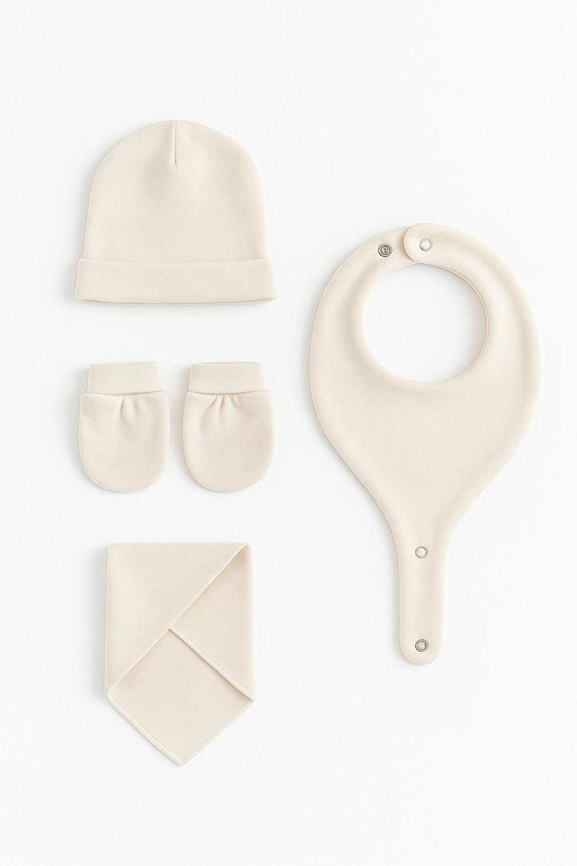 %100 Organik Pamuklu 4’lü Bebek Hediye Seti – Şapka, Eldiven, Önlük ve Ağız Bezi