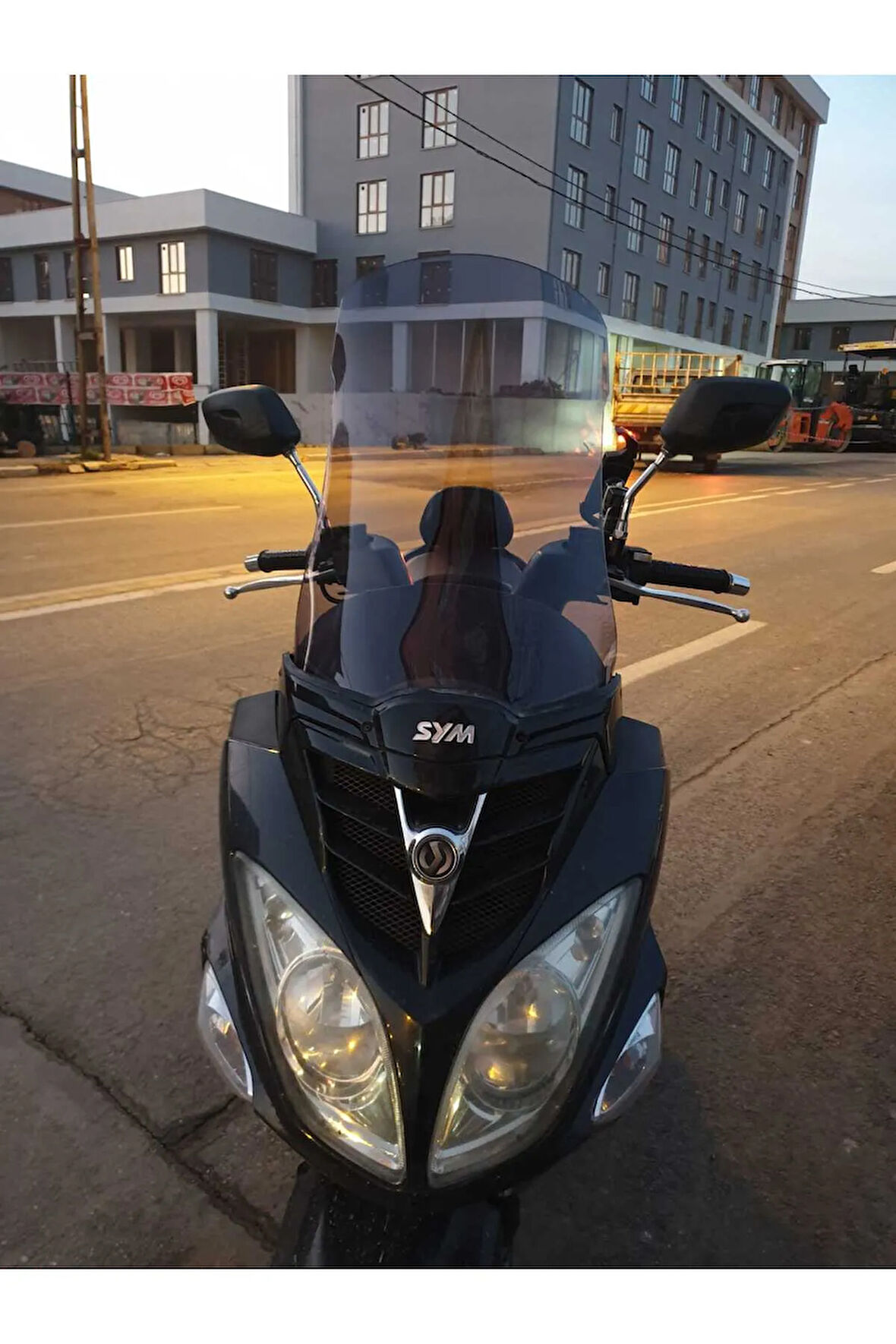 Sym Joyride 200 Siperlik Ön Cam 2009 2018 Model 53cm Açıkfüme Renkli 4mm