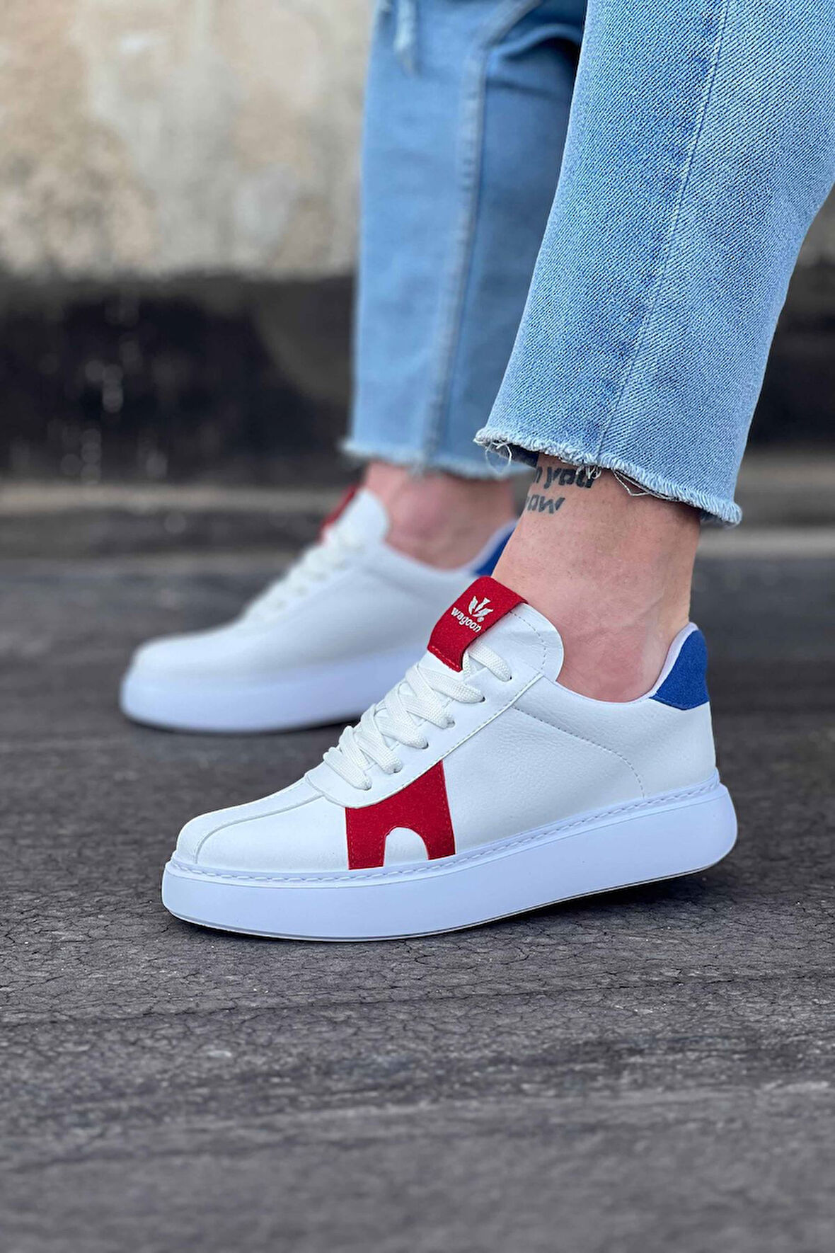 J040 Bağcıklı Ortopedik Taban Erkek Sneaker Günlük Ayakkabı BT Beyaz/Kırmızı