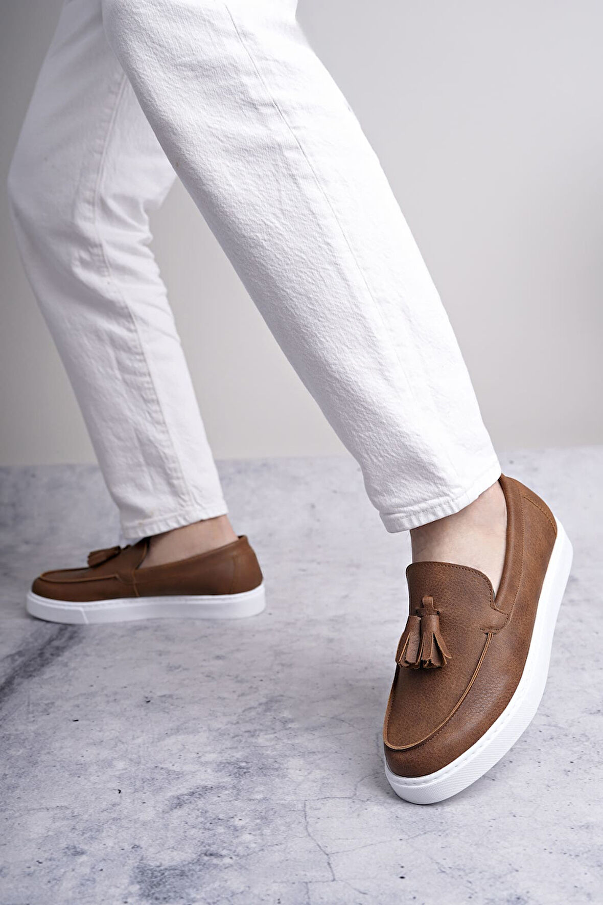 J153 Bloom Bağcıksız Püsküllü Cilt Erkek Günlük Spor Klasik Ayakkabı CBT - Taba