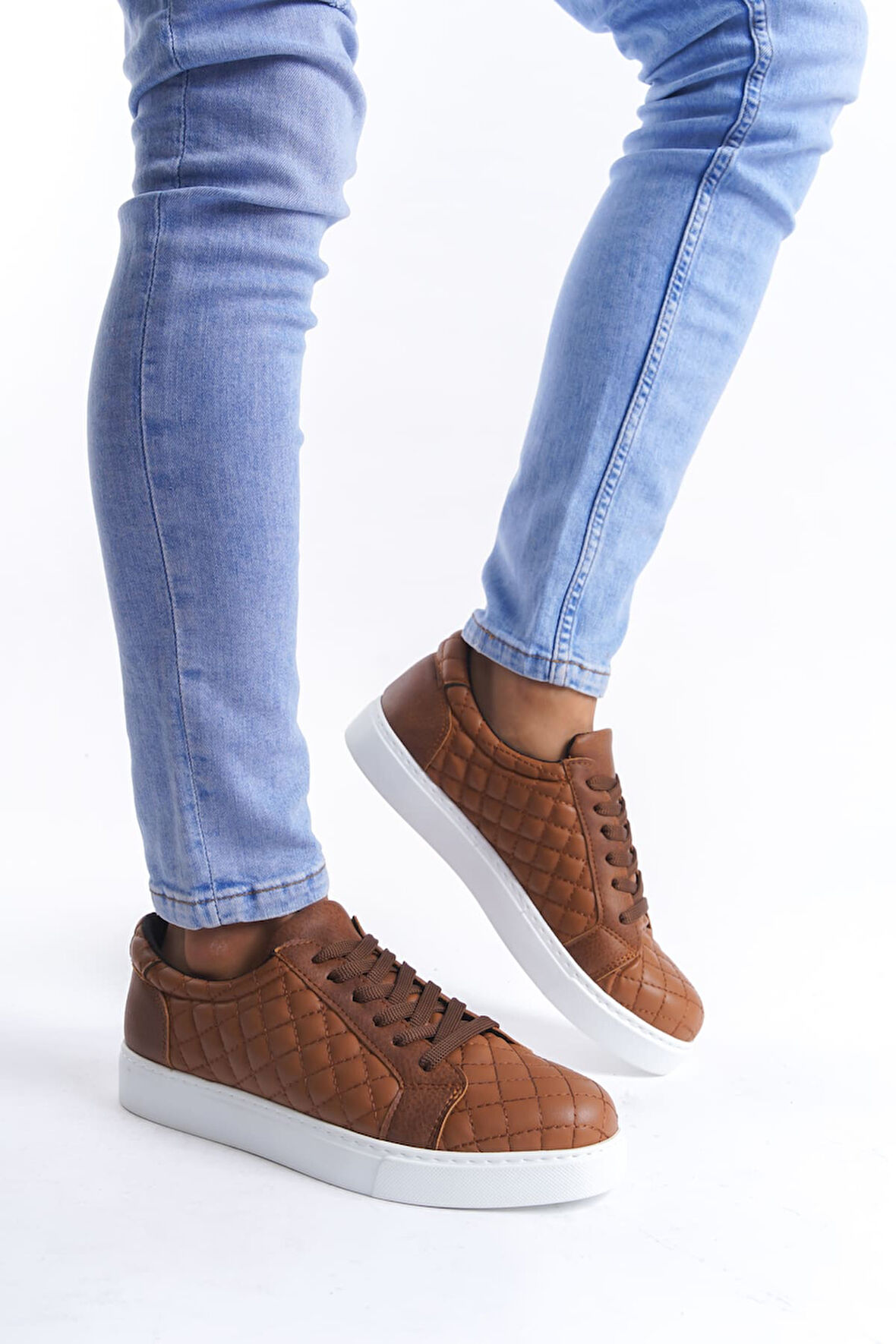 J166 Prestige Bağcıklı Cilt Kapitone Desenli Erkek Günlük Sneaker Ayakkabı BT Taba