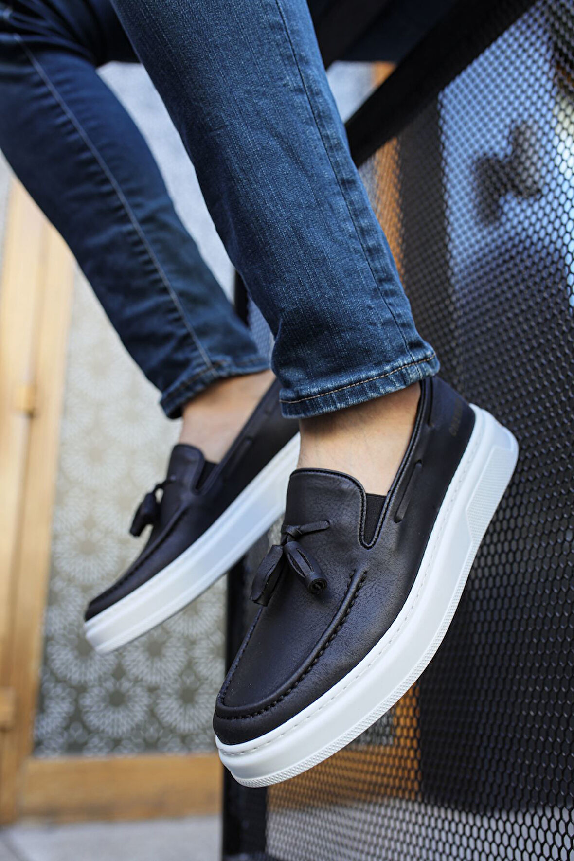 J127 Loafer-X Ortopedik Taban Günlük Cilt Püsküllü Erkek Klasik Ayakkabı CBT Siyah
