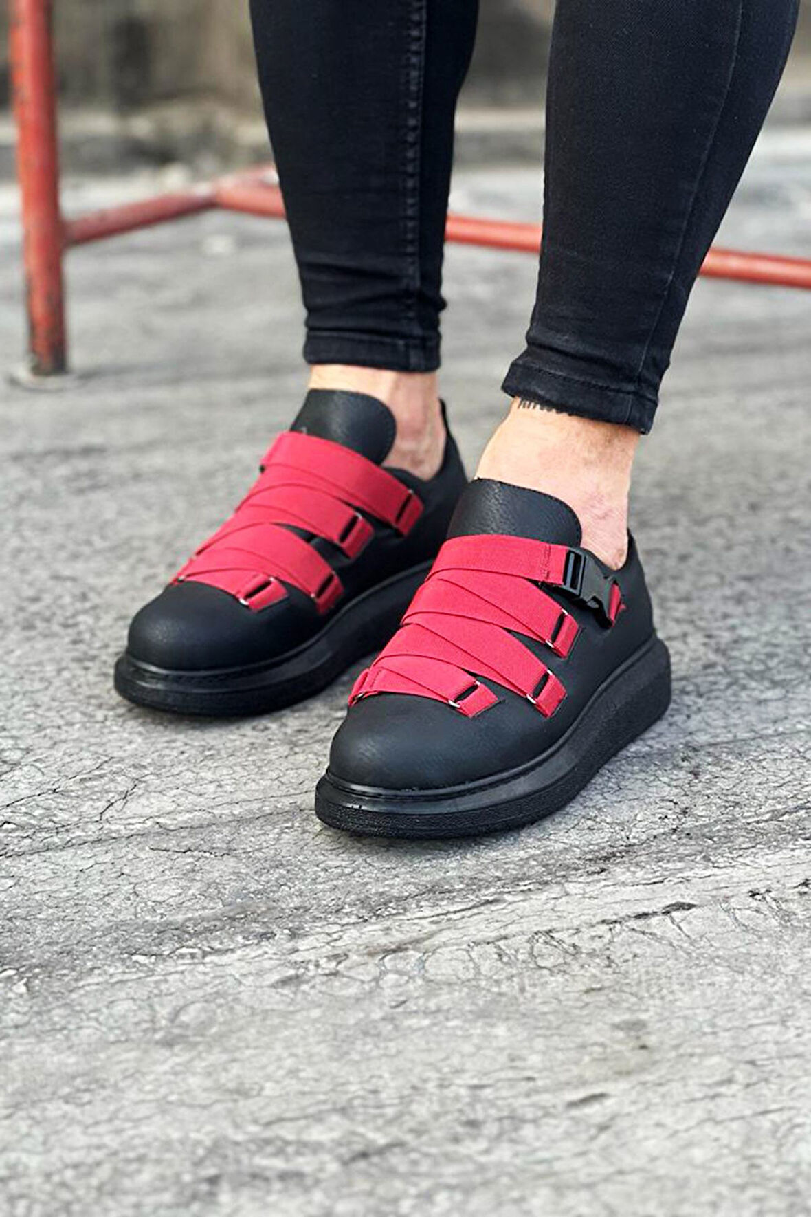 J033 Bağcıksız 4 Bant Lastikli Tokalı Ortopedik Taban Erkek Sneaker Günlük Ayakkabı ST Siyah/Kırmızı