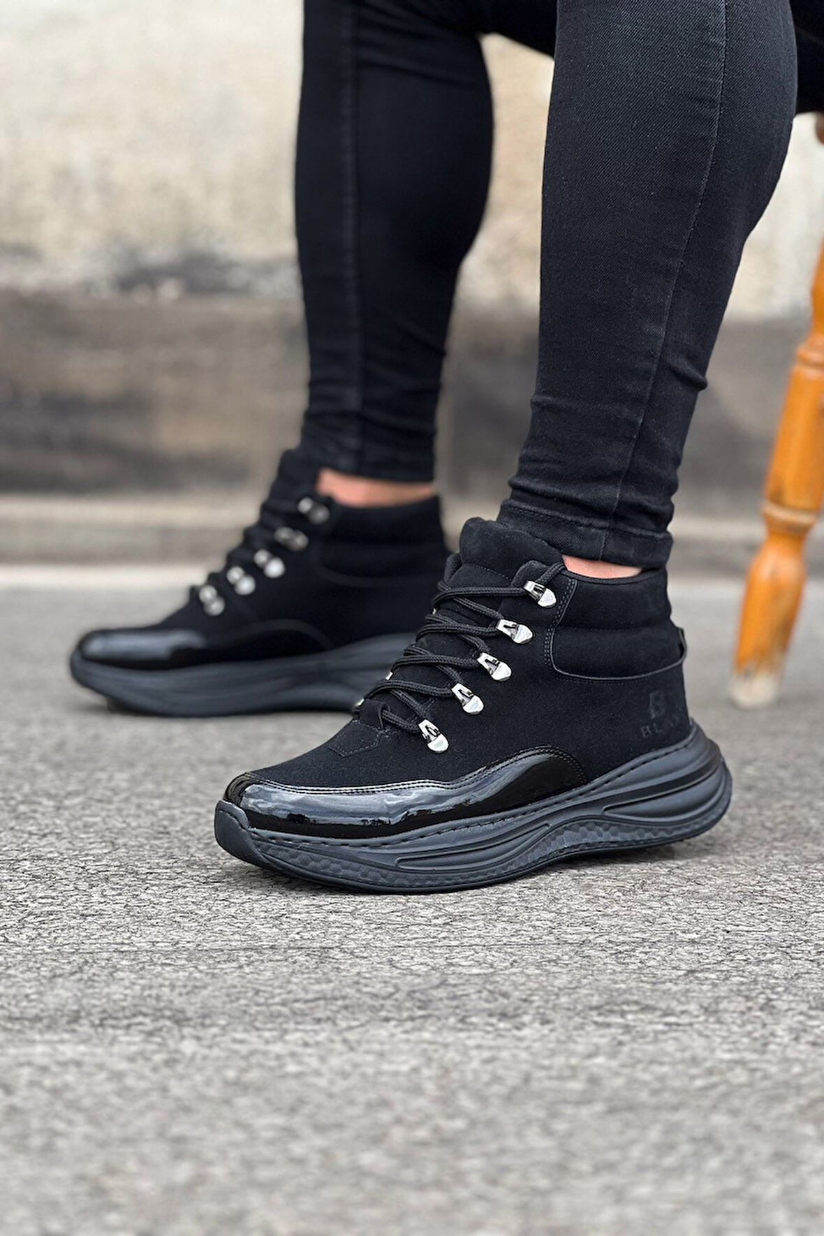 J035 Bağcıklı Ortopedik Taban Suya ve Soğuğa Dayanıklı Günlük Kışlık Süet Rugan Erkek Bot ST Siyah