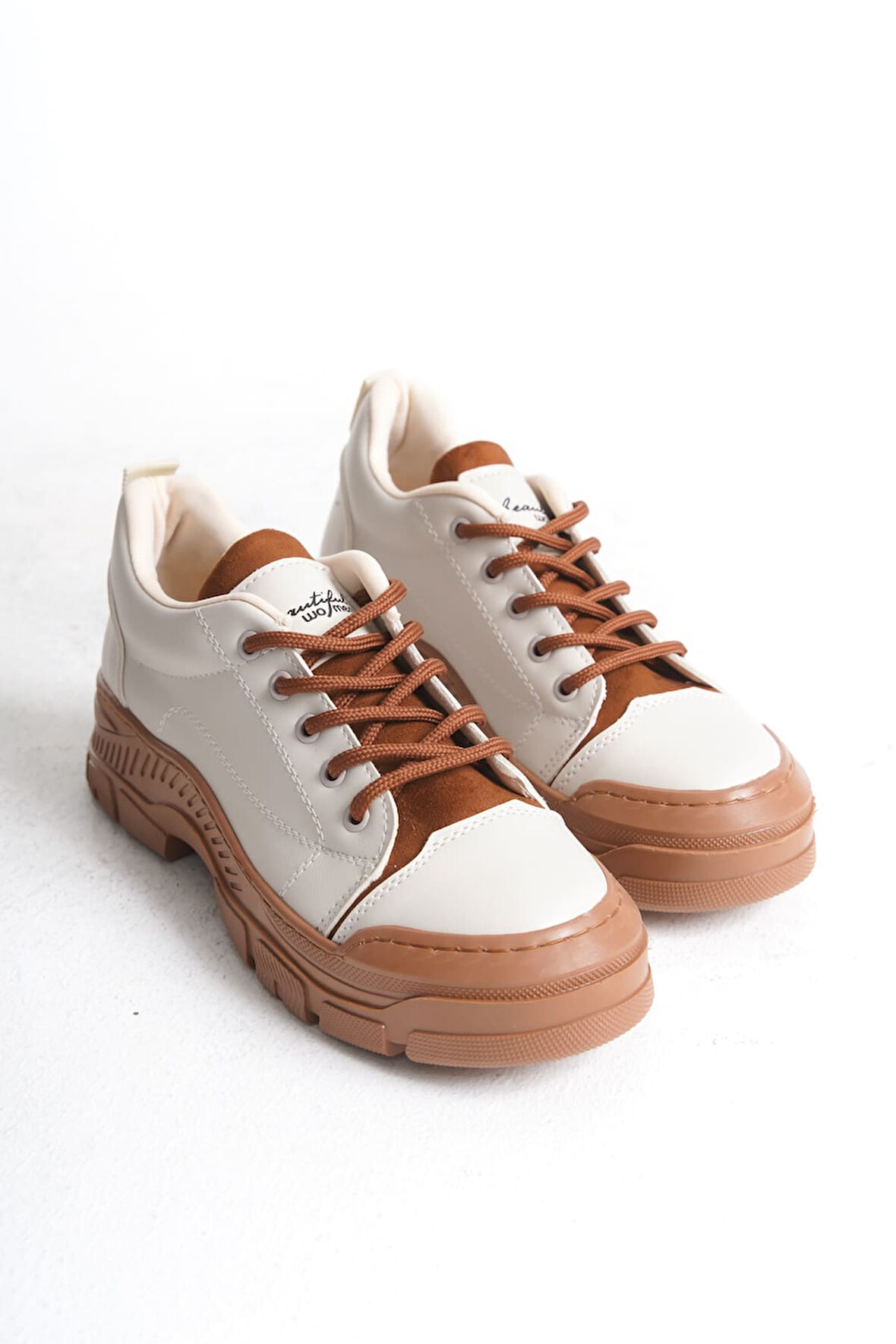 VIVIENNE Bağcıklı Ortopedik Taban Cilt Kadın Sneaker Ayakkabı TT Krem