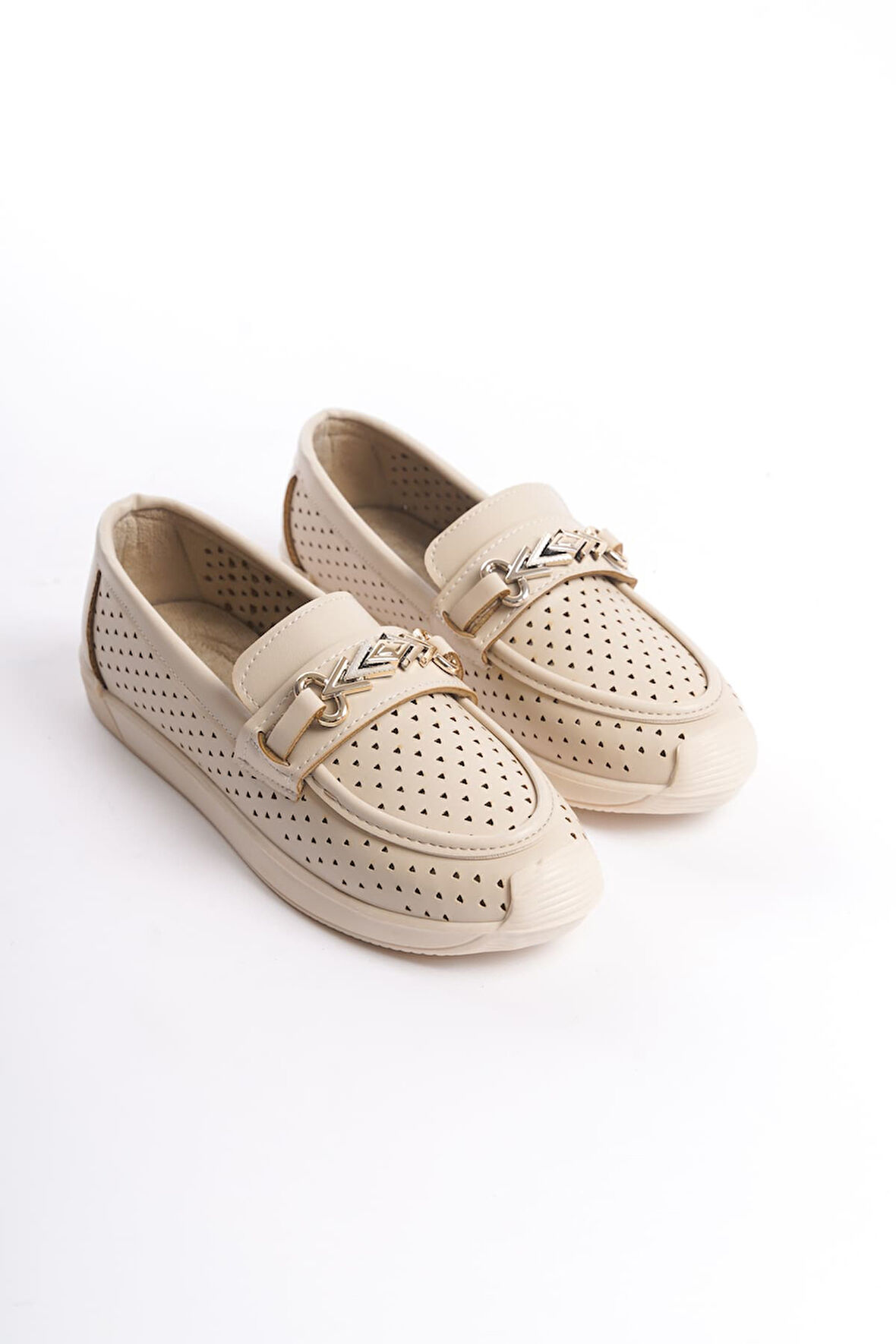 HIRA Bağcıksız Ortopedik Rahat Taban Kalp Desenli Kadın Babet Ayakkabı KT Krem