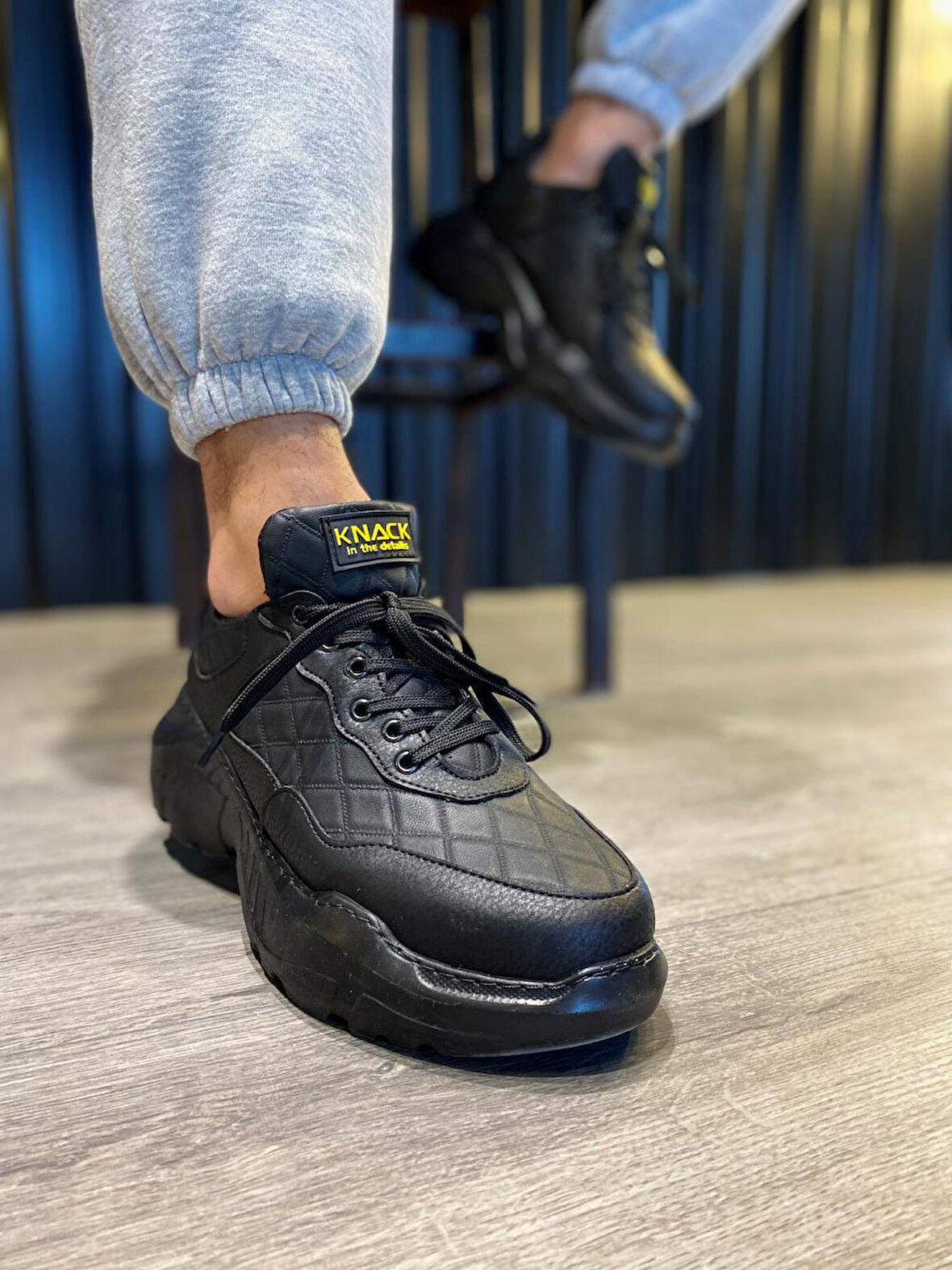 J-N75 Bağcıklı Ortopedik Taban Erkek Kapitone Desenli Günlük Sneaker Spor Ayakkabı ST Siyah