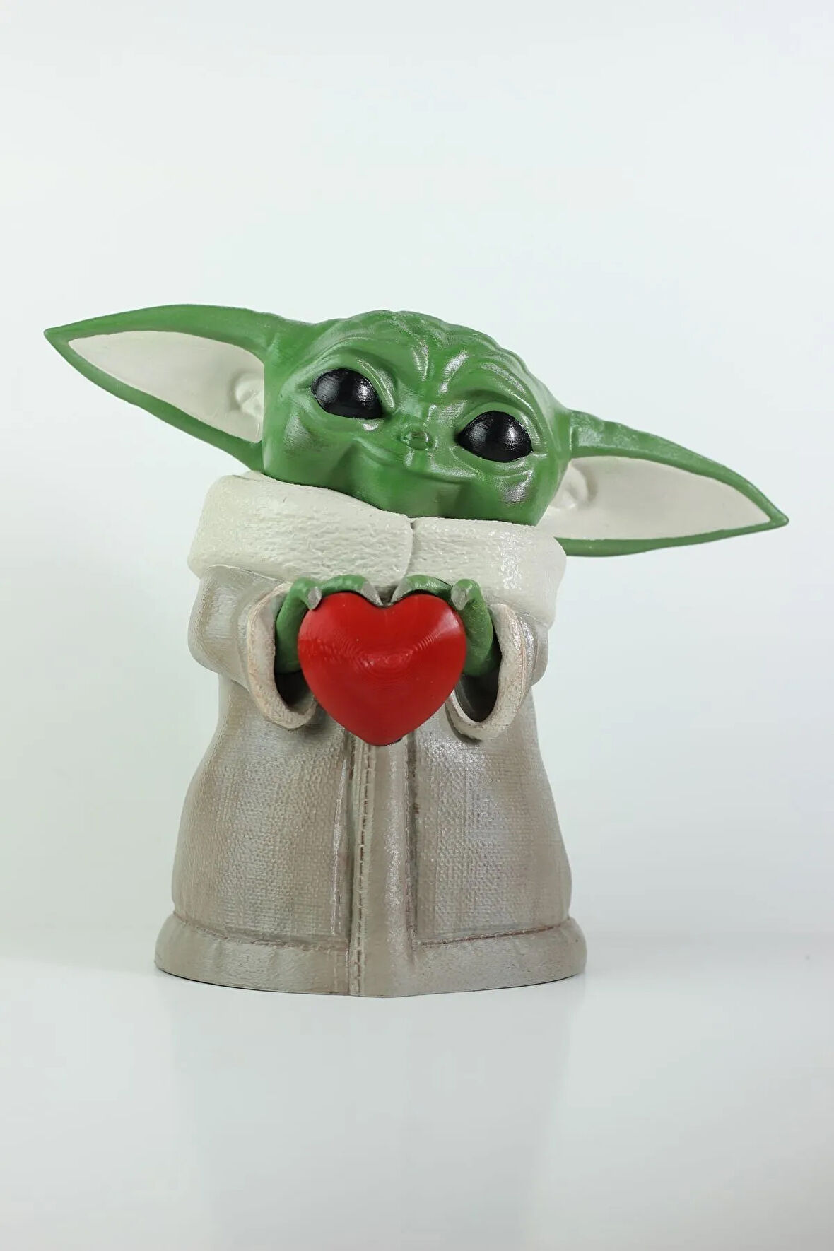 Baby Yoda Figürü - Kalpli Star Wars Grogu - The Mandalorian 22,5cm