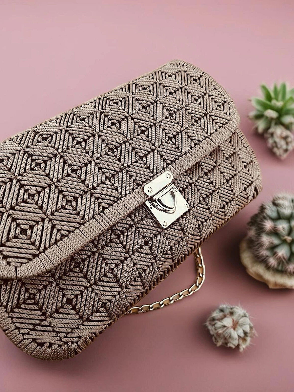 El Yapımı Kanvas Omuz Çantası, Sade ve Şık Tasarım 30 cm 18 cm
