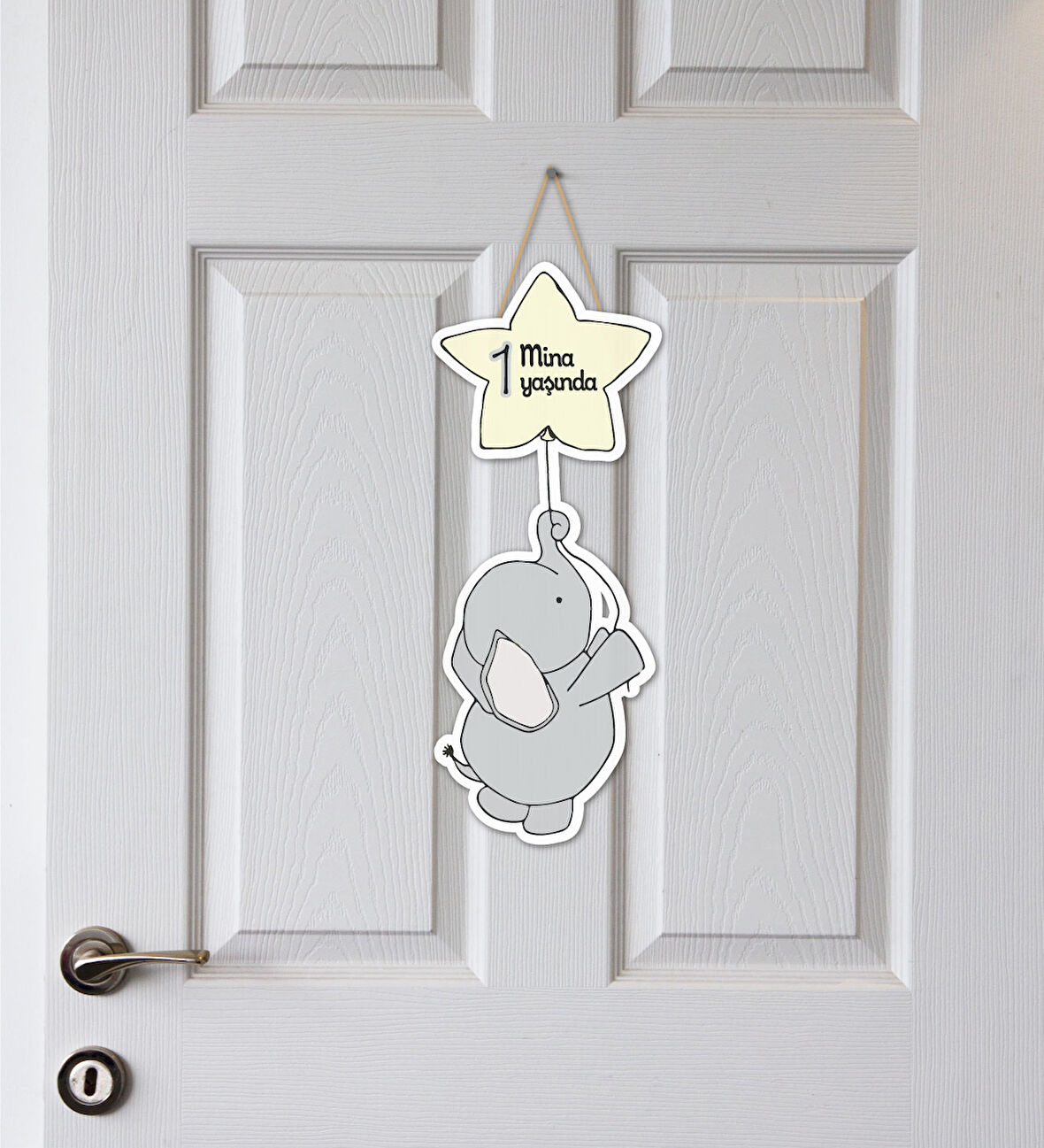 Meşgalem Yıldız Tutan Fil Yavrusu Temalı Kişiye Özel Kapı Süsü