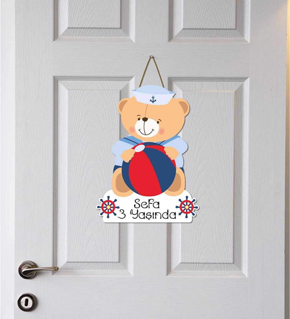 Meşgalem Top Oynayan Ayıcık Temalı Kişiye Özel Kapı Süsü