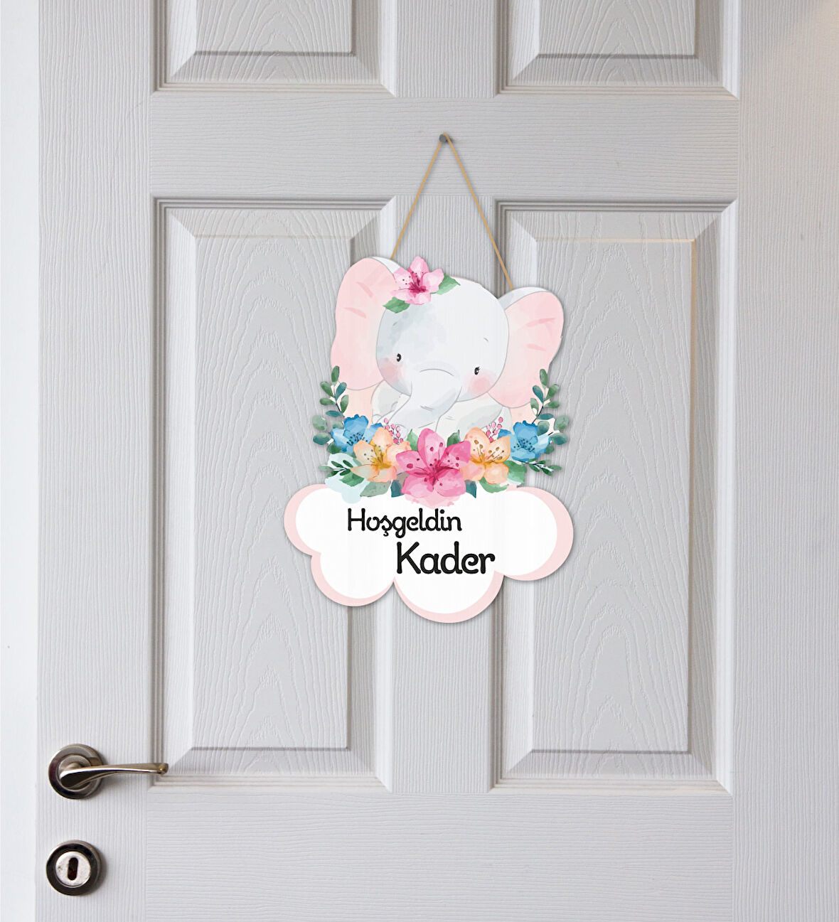 Meşgalem Çiçekler için Fil Yavrusu Temalı Kişiye Özel Kapı Süsü