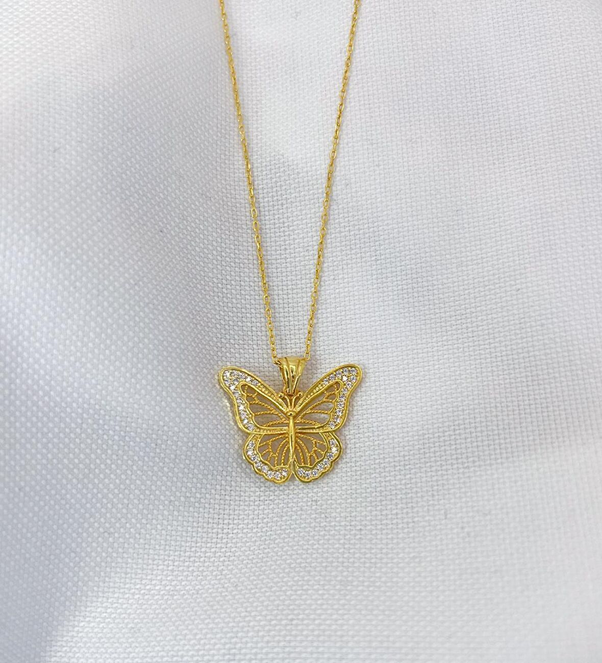 925 Ayar Zirkon Taşlı Kelebek Model Gümüş Kolye
