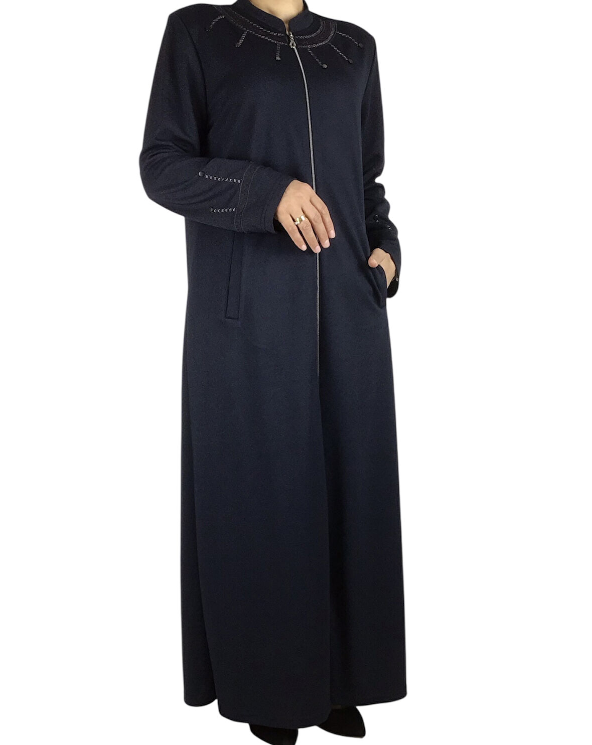 KADIN HAKİM YAKA İŞLEMELİ ÖNÜ FERMUARLI KOL AĞZI İŞLEMELİ MEVSİMLİK FERACE