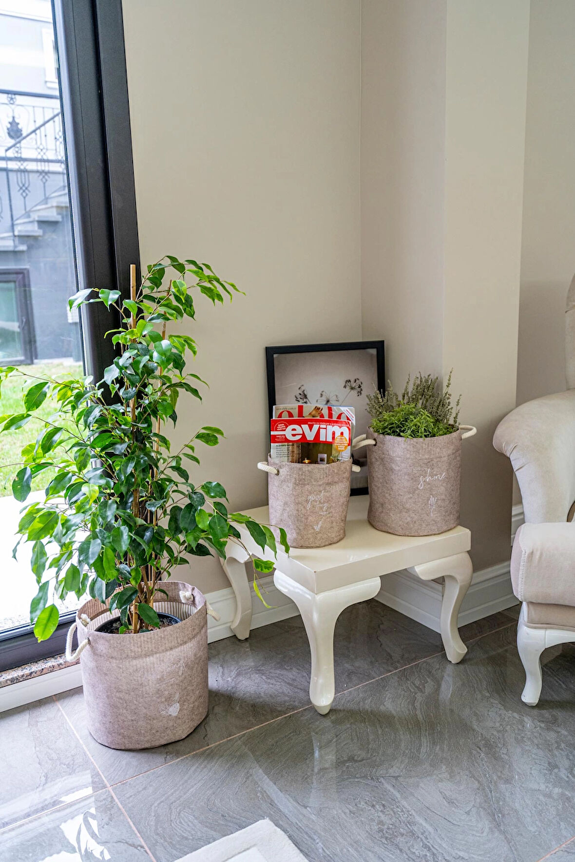 Kulplu Yuvarlak Düzenleyici Çok Amaçlı Kolay Taşınabilen Organizer Keçe Sepet (Maxi) 03655