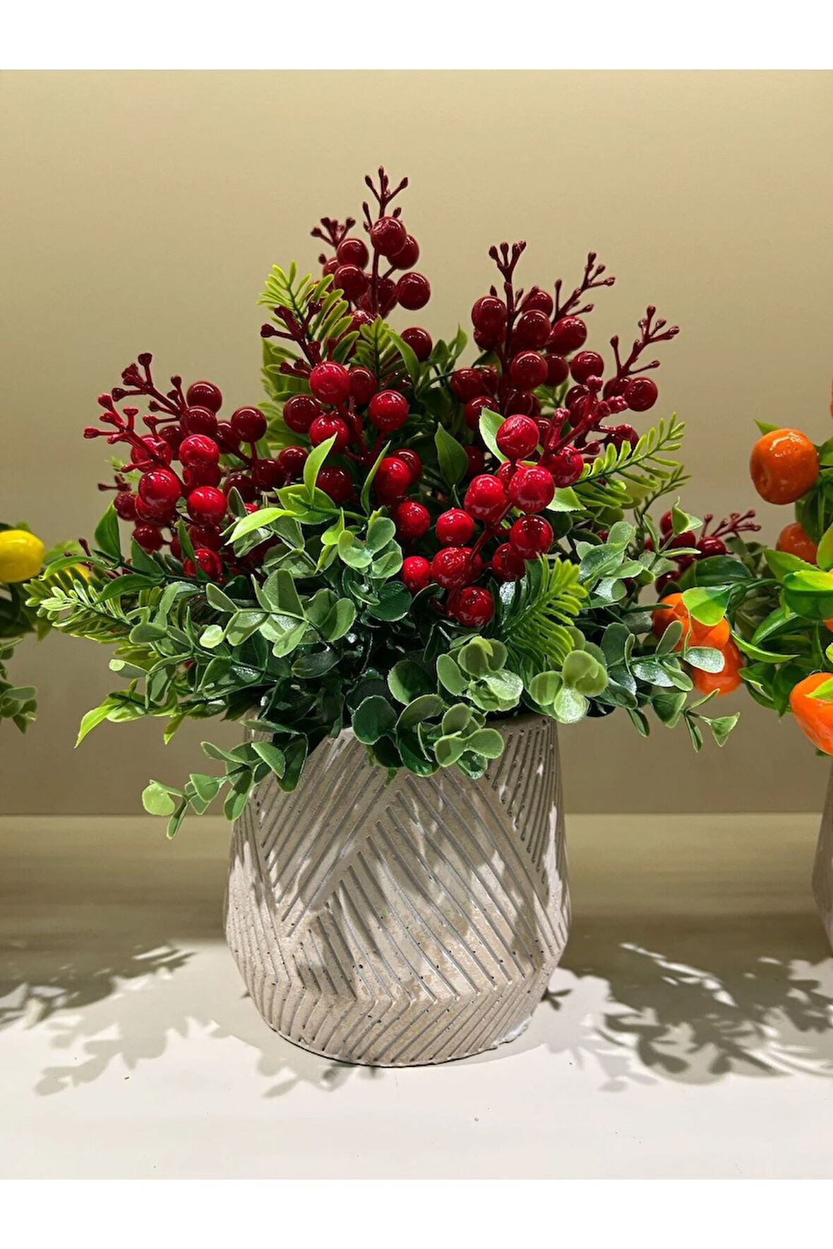 Yapay Kokinalı Beton Vazo