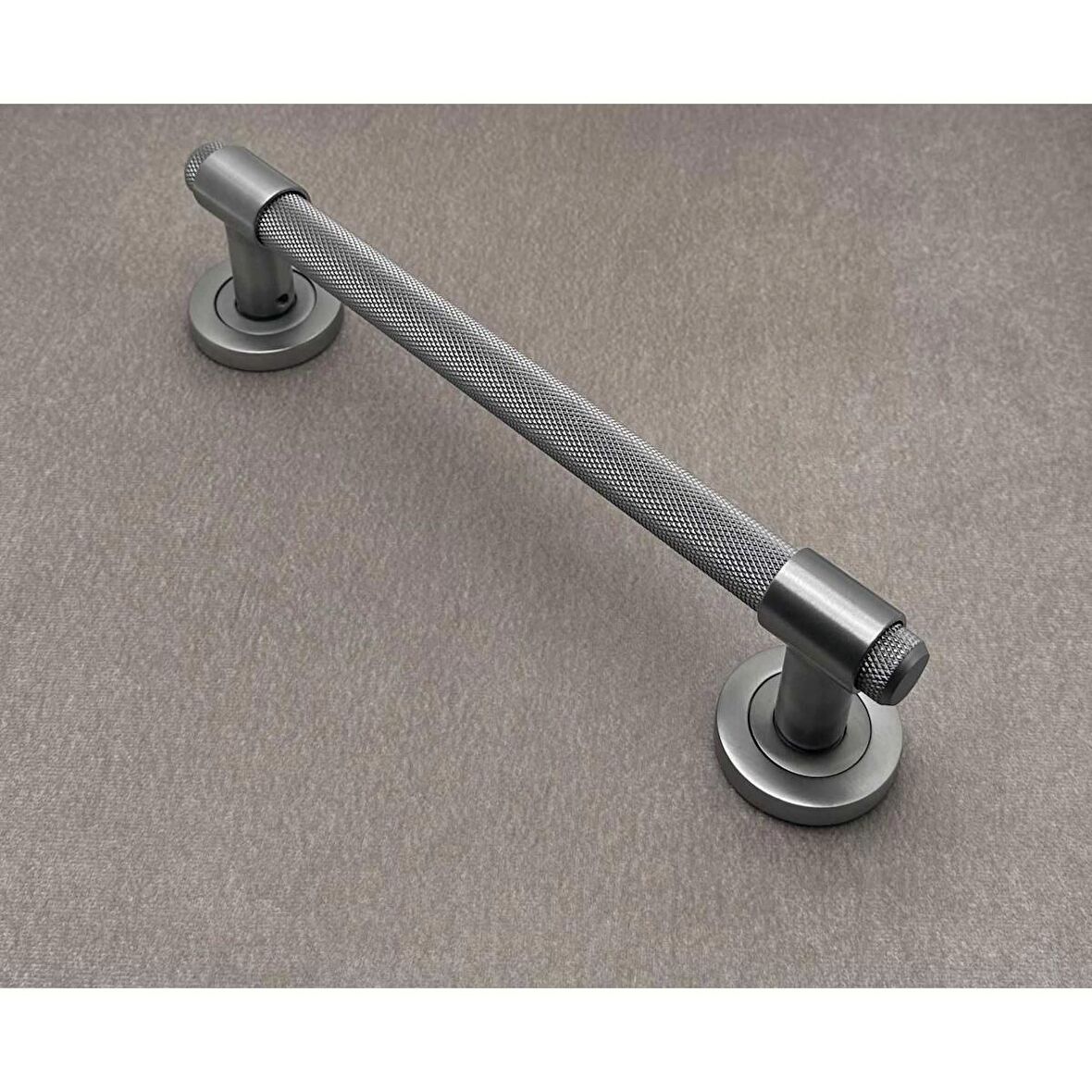 KOLDOOR Punch Zamak A213 Mat Skoç Füme Çekme Kol Sürgülü Kapı Çekme Kolu 25 Cm 1 Takım