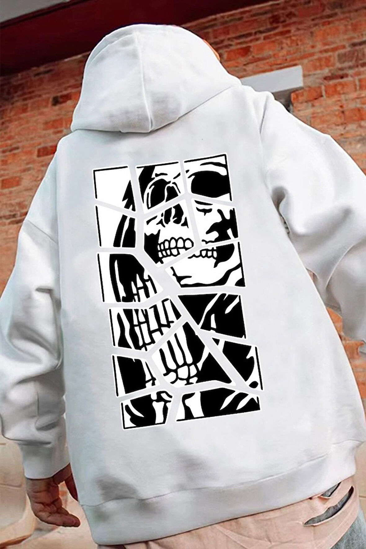 Uyguntarz Unisex Skullcracked Baskılı Sweatshirt