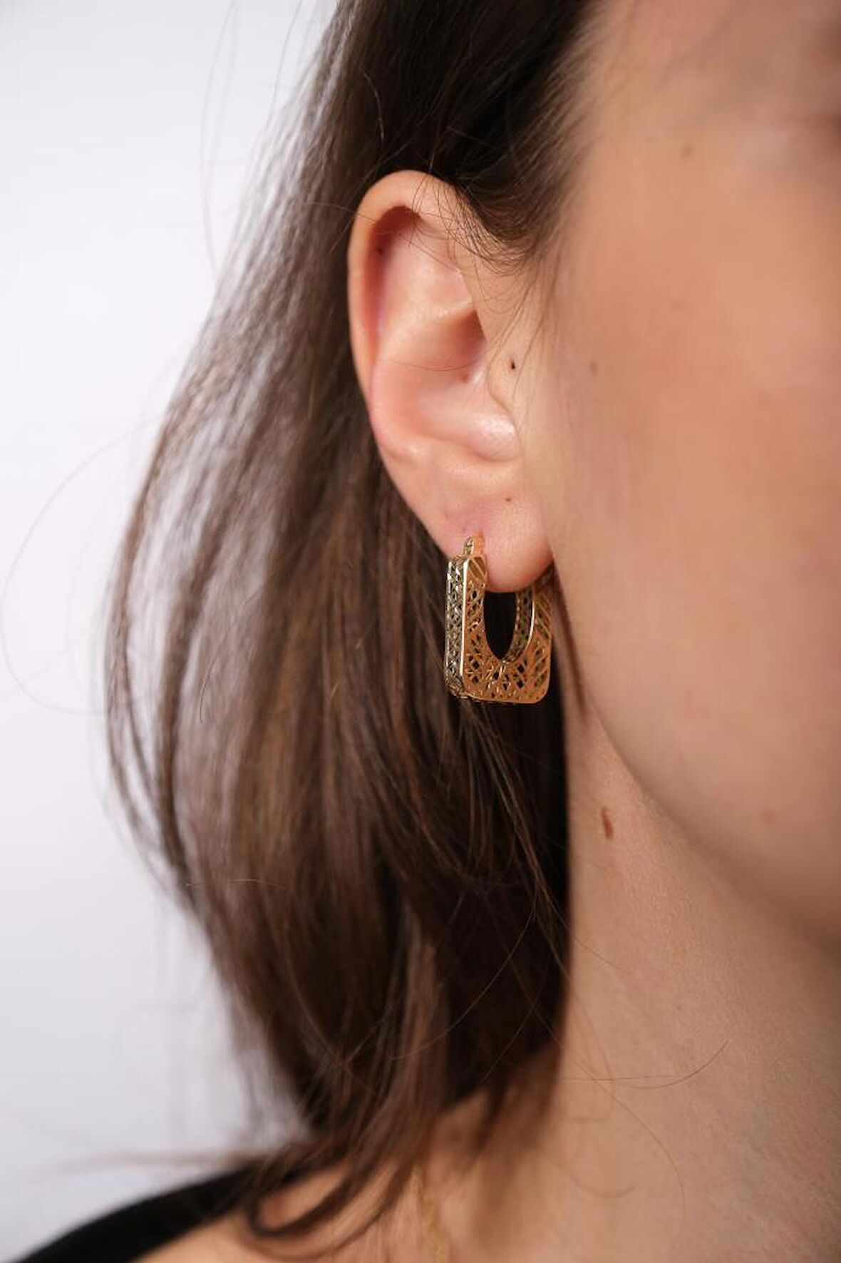 14 Ayar Altın Press Tasarım Kare Halka Küpe