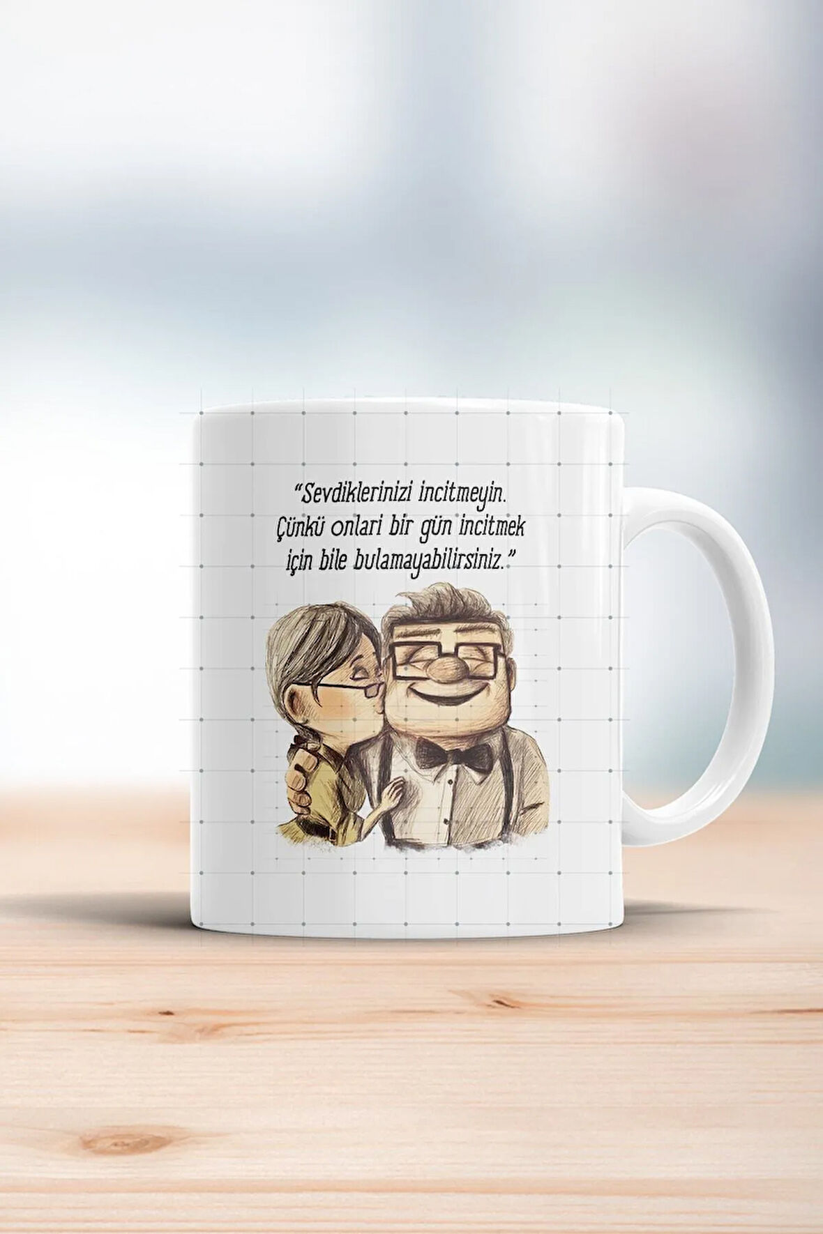 Yukarı Bak Sevdiklerinizi İncitmeyin Tasarımlı Kupa Bardak