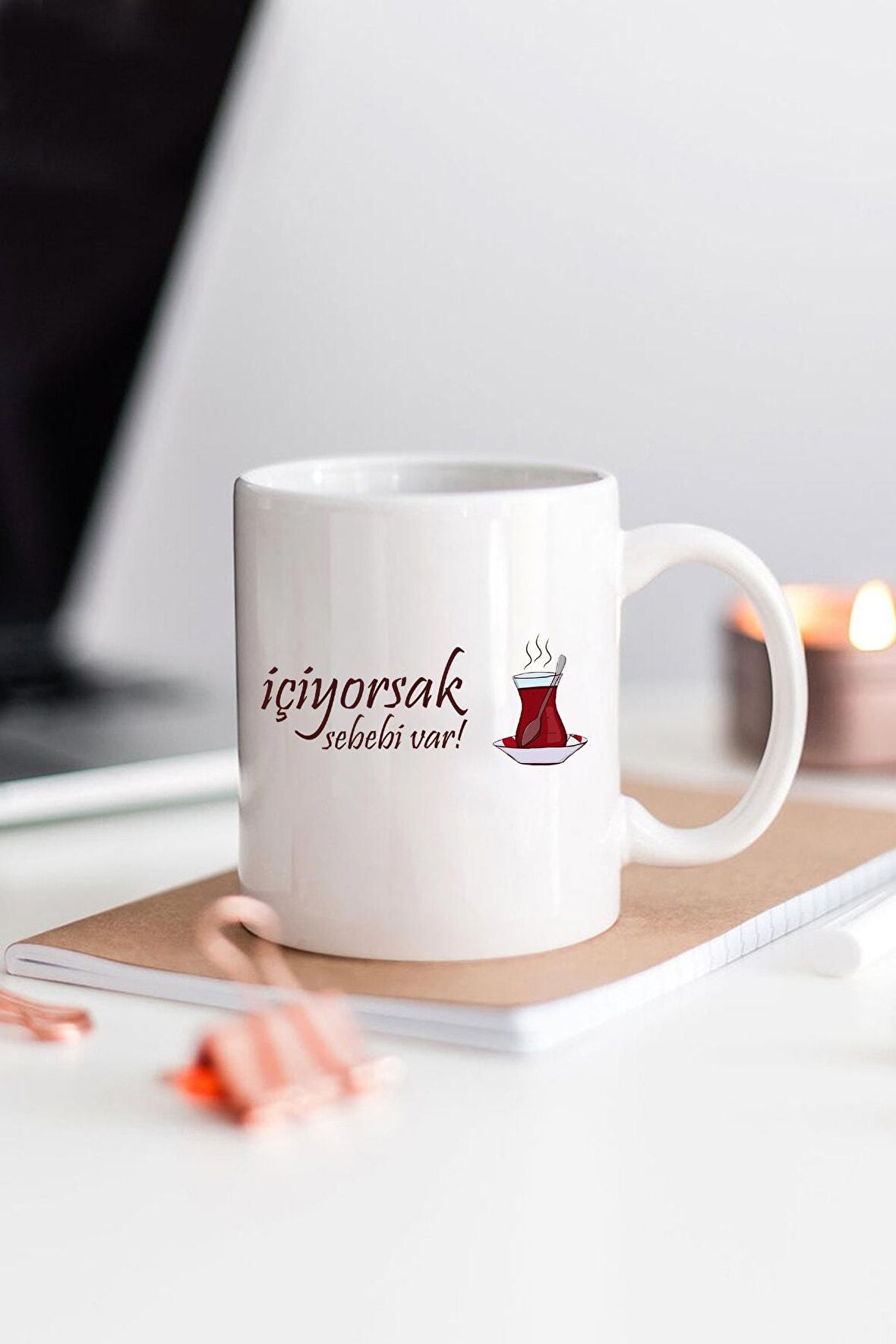 Çay İçiyorsak Sebebi Var Esprili Kupa Bardak