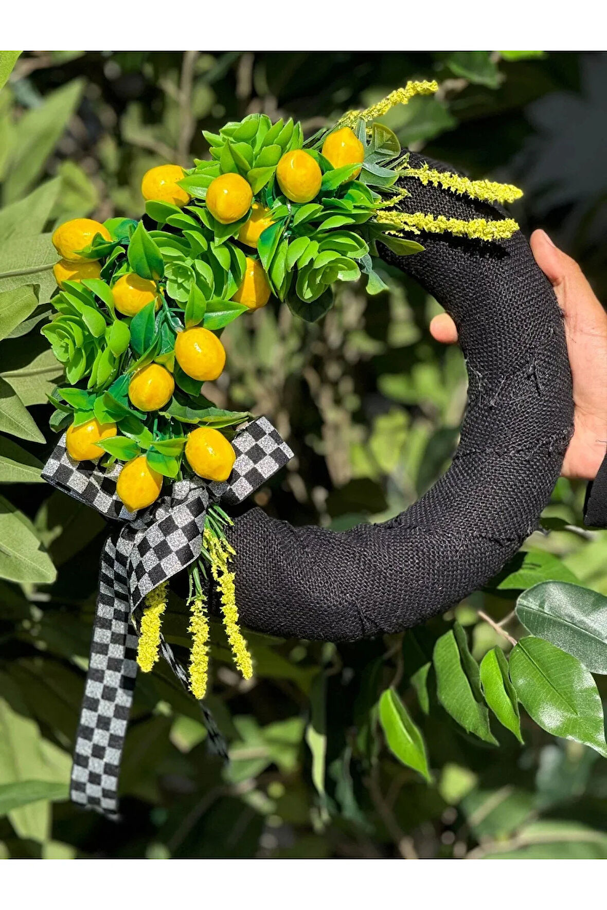 Yapay Çiçekli Kapı Süsü No:11