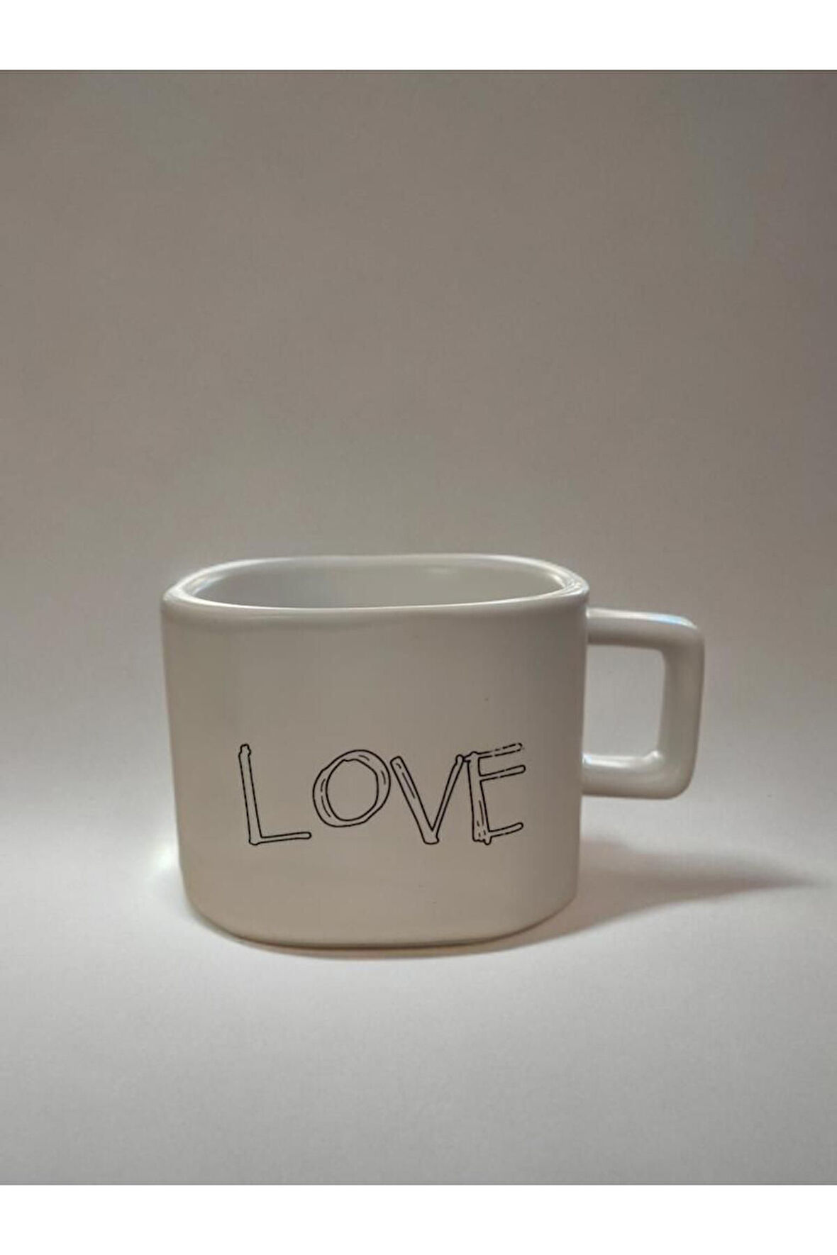 LOVE Yazılı Porselen Kupa Bej