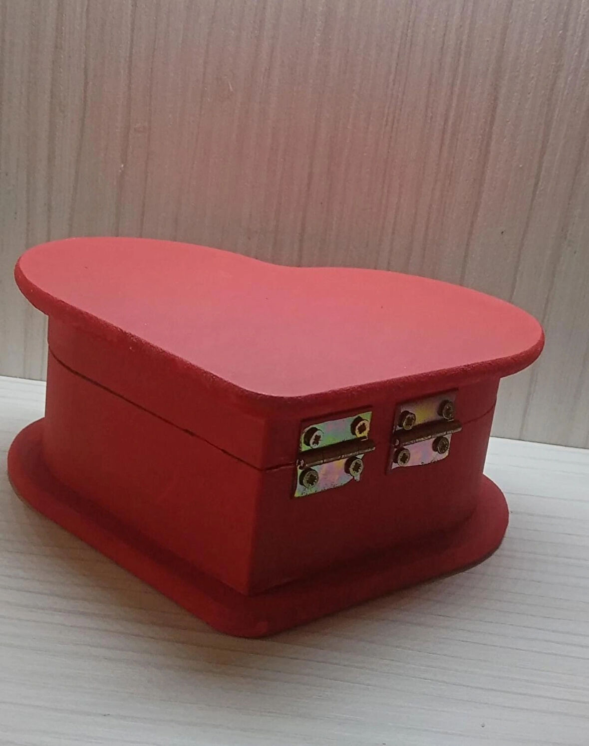 Ev Hediyesi Ofis Hediyesi Arkadaşa Doğum Günü Hediyesi Kalpli Ahşap Çok Amaçlı Saklama Kutusu