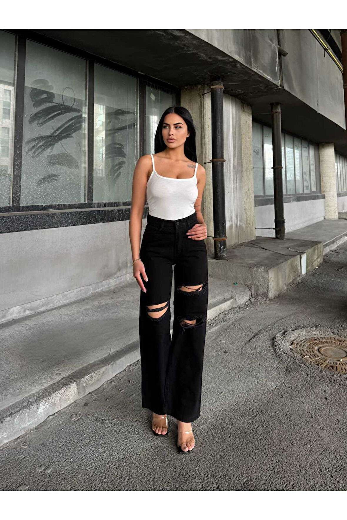 KADIN FÜME ÇİFT DİZ LAZER YIRTIK YÜKSEK BEL BOL PAÇA JEANS PANTOLON