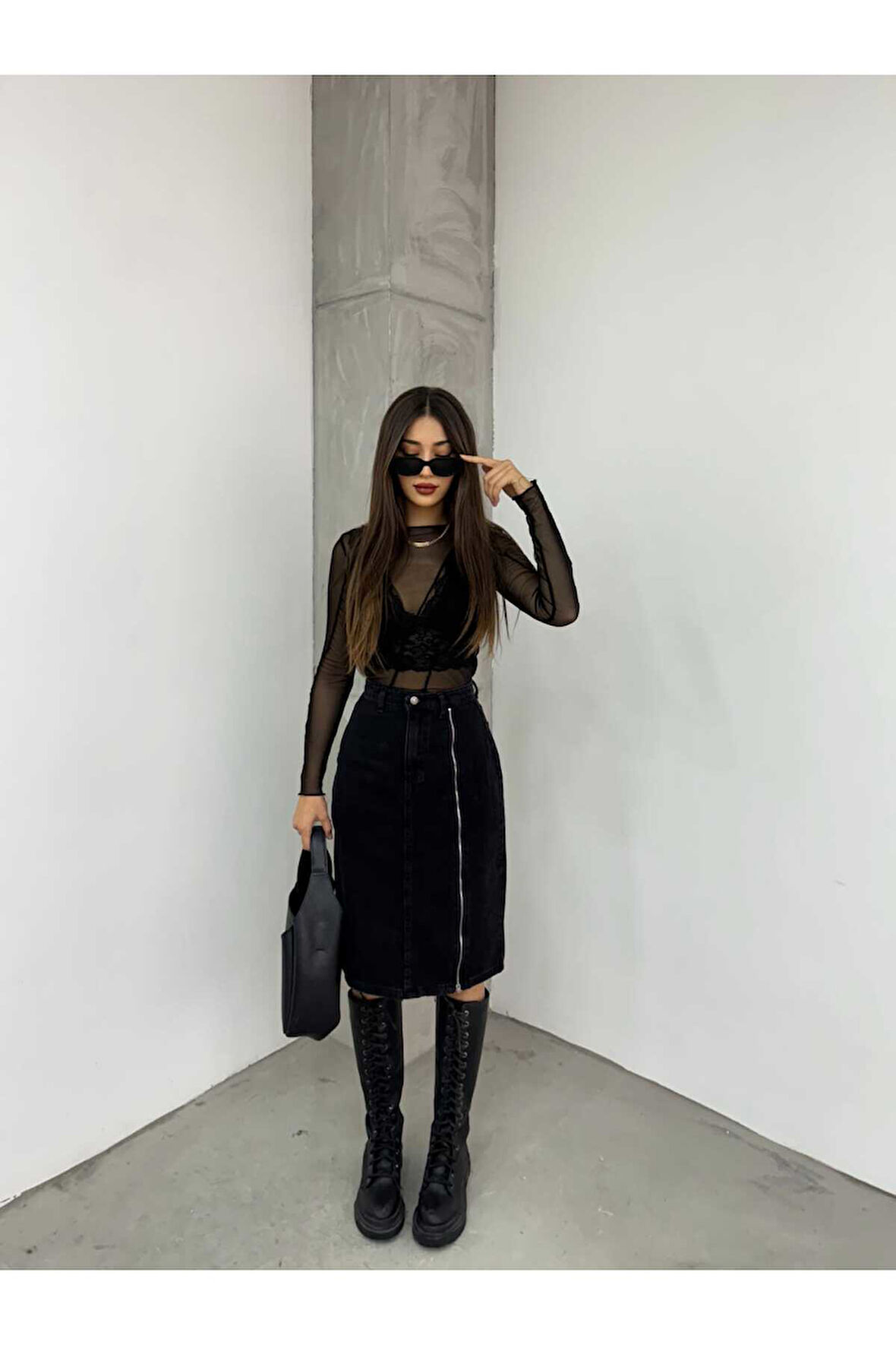 KADIN SİYAH ÖN  FERMUAR  DETAYLI  KOT ETEK