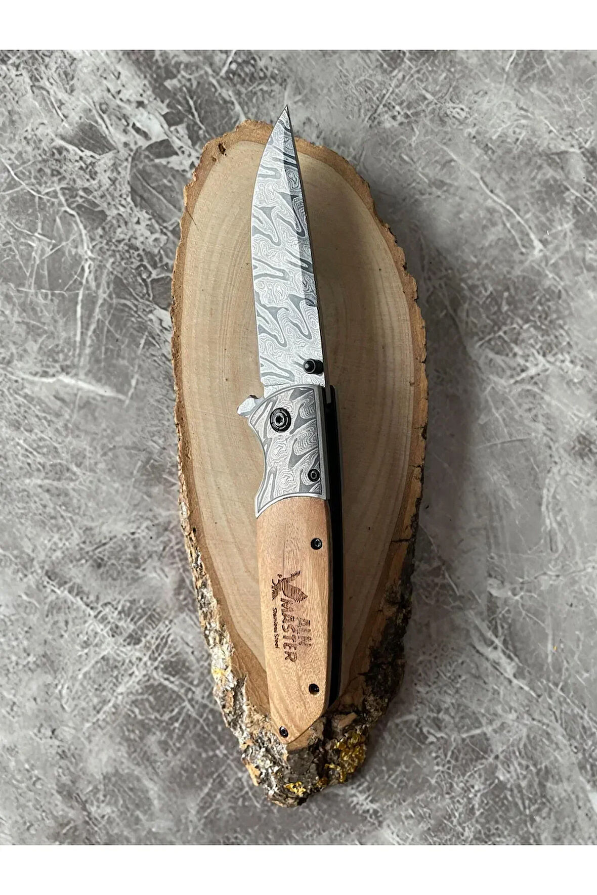 Alnmaster Damascus Kamp Çakısı – İşlemeli Balçak, Akağaç Kabze, Klipsli, Hediyelik & Outdoor