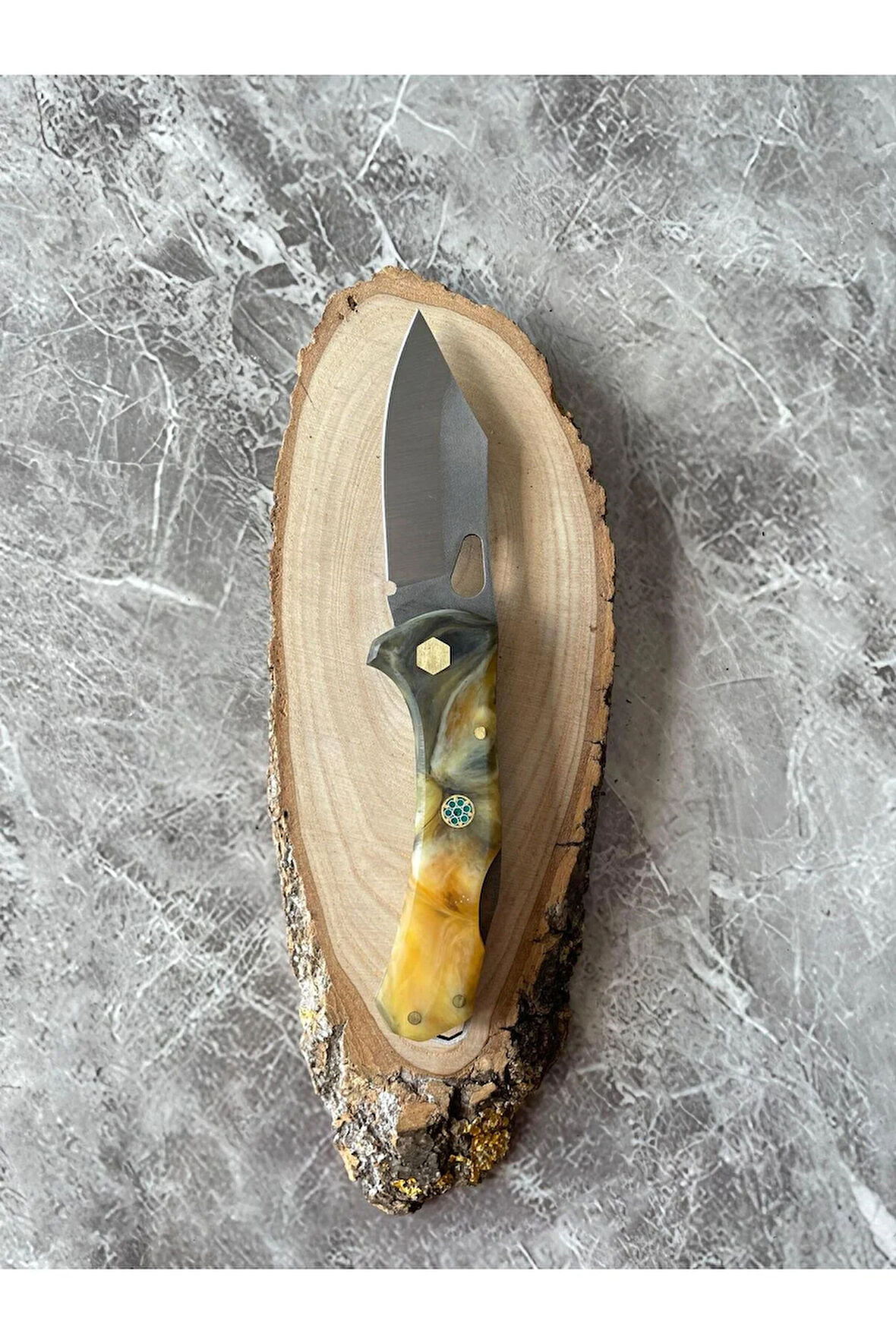 Epoksi Kabzeli Kamp Çakısı – 7 cm Namlu – Sırttan Kilitli – El Yapımı Kılıflı