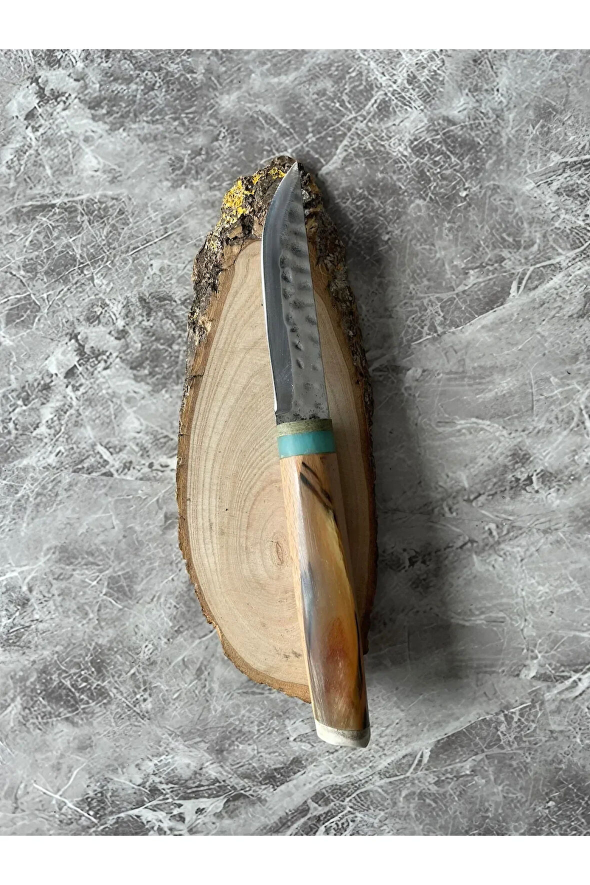 Dövme Çelik Hibrit Kabzeli Kılıflı Kamp ve Av Bıçağı, Mağnezyum Çubuklu – 24,5 cm