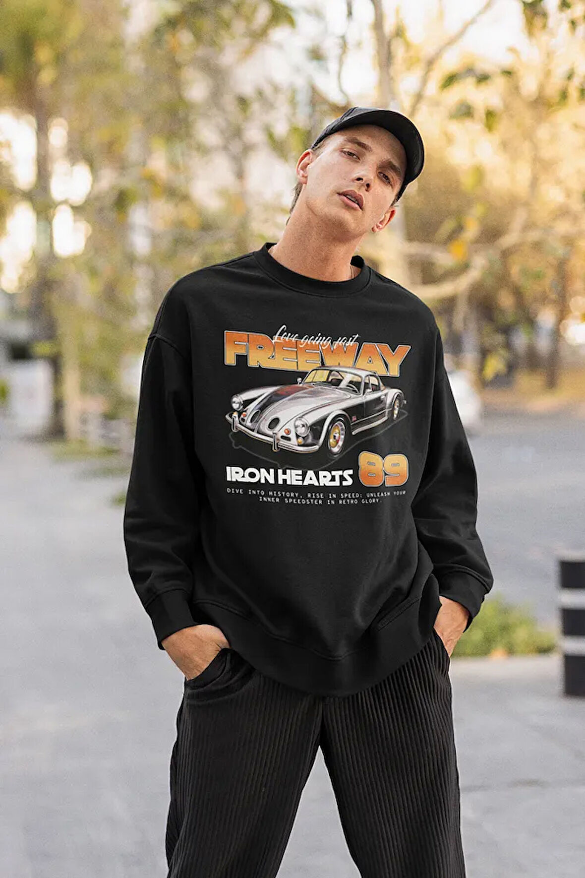 Iron Hearts Freeway 89 Baskılı Unisex Oversize Araba Temalı Sweatshirt