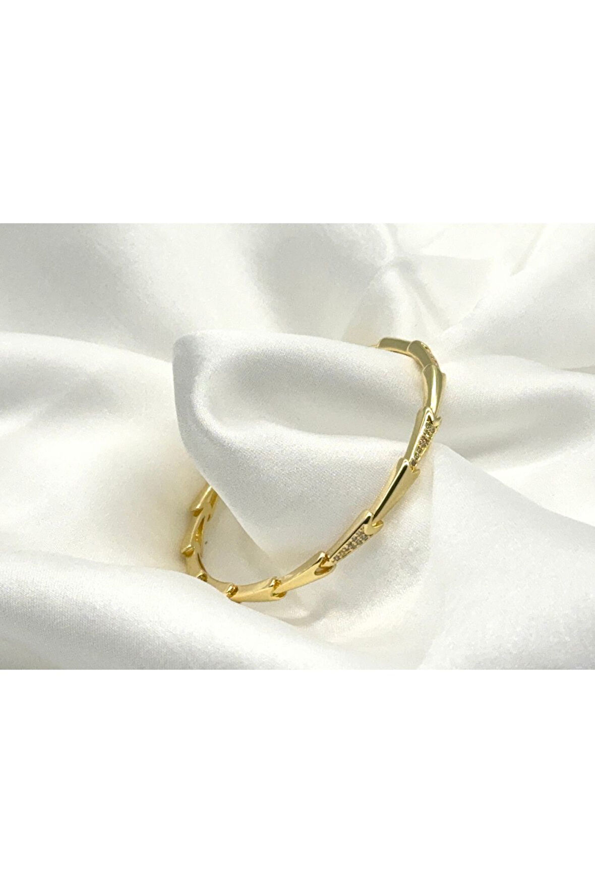 Xopıng Dorika Model Zirkon Taşlı Kadın Kelepçe Bileklik Renk 14 Ayar Altın